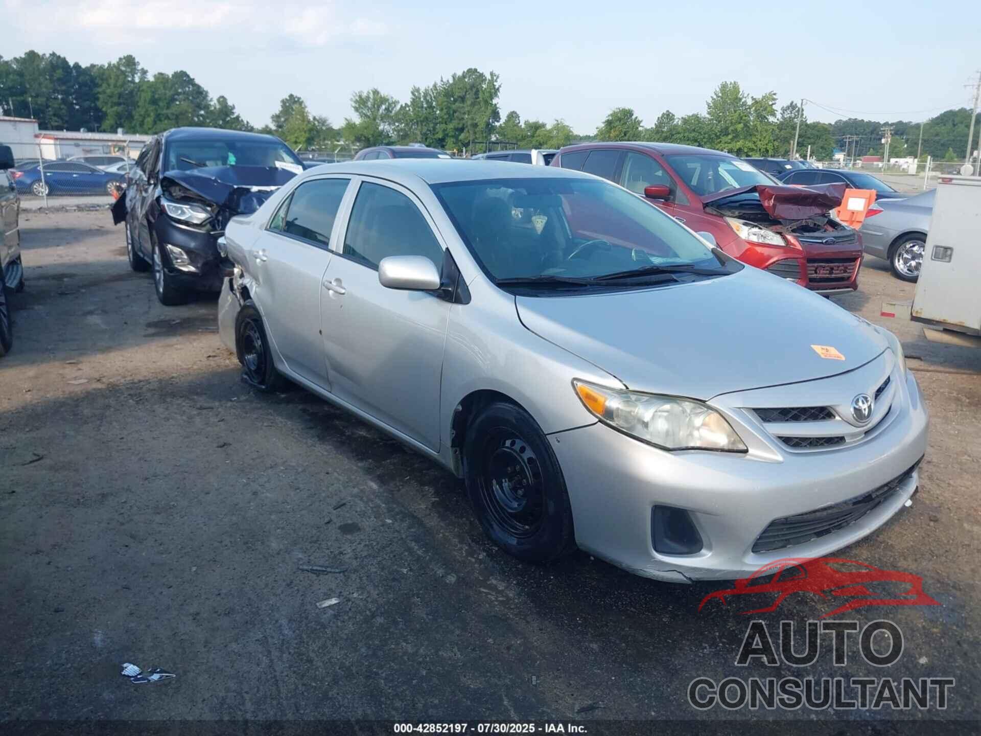 TOYOTA COROLLA 2013 - 2T1BU4EE1DC922393