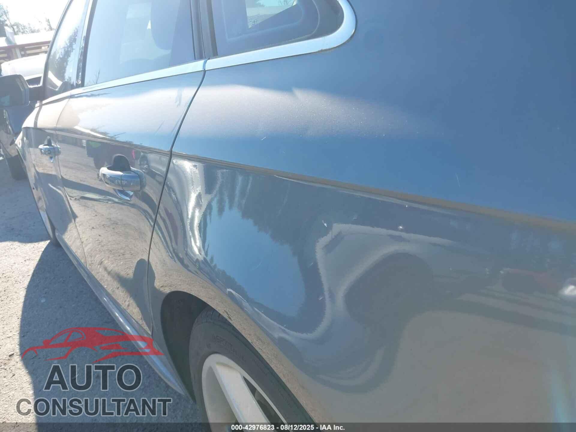 AUDI A4 2012 - WAUFFAFL9CA009291