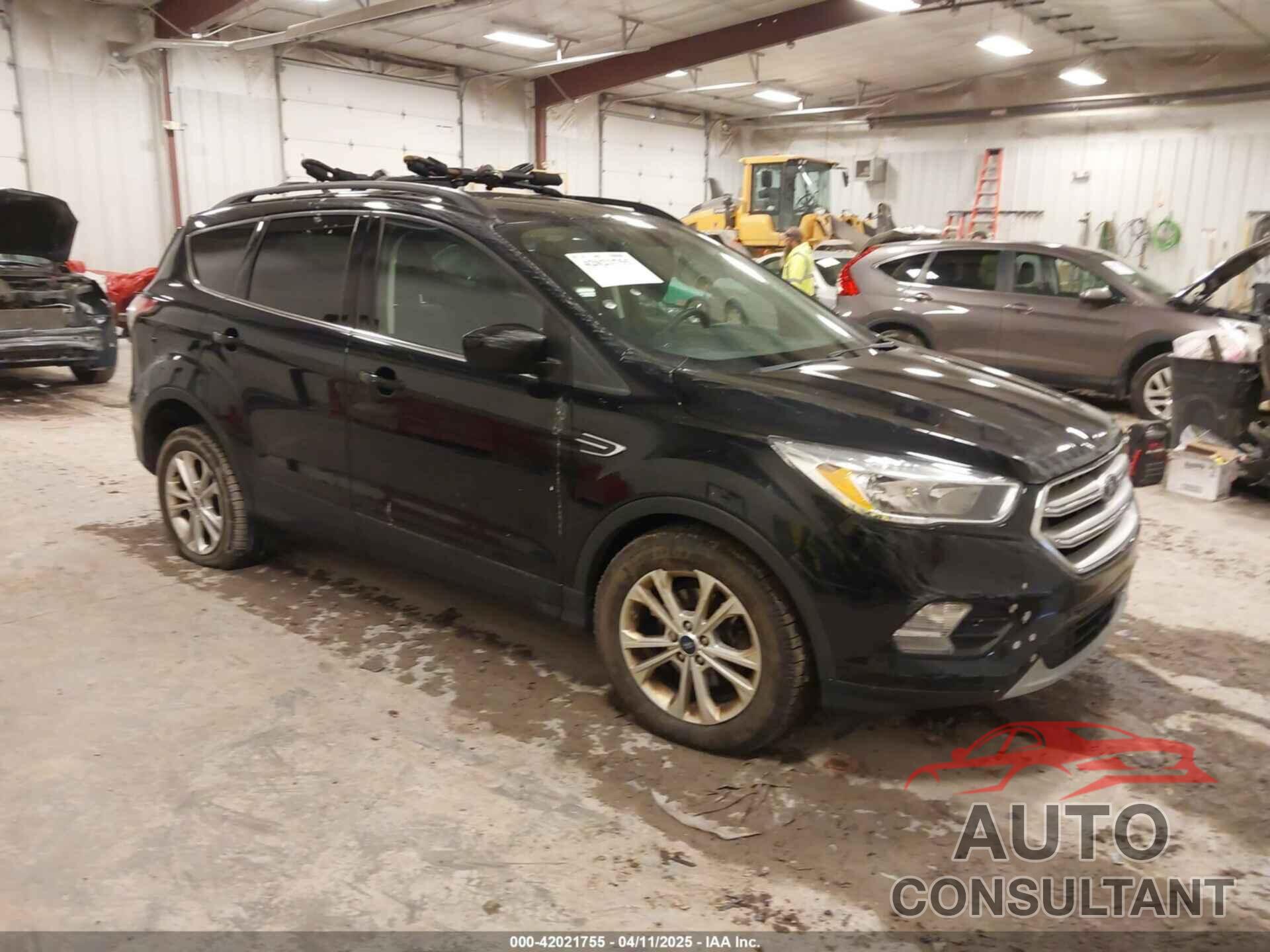 FORD ESCAPE 2018 - 1FMCU0GD0JUD57534