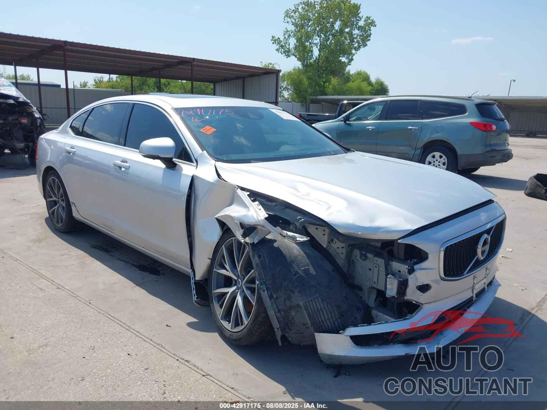 VOLVO S90 2018 - LVY982MK0JP033959