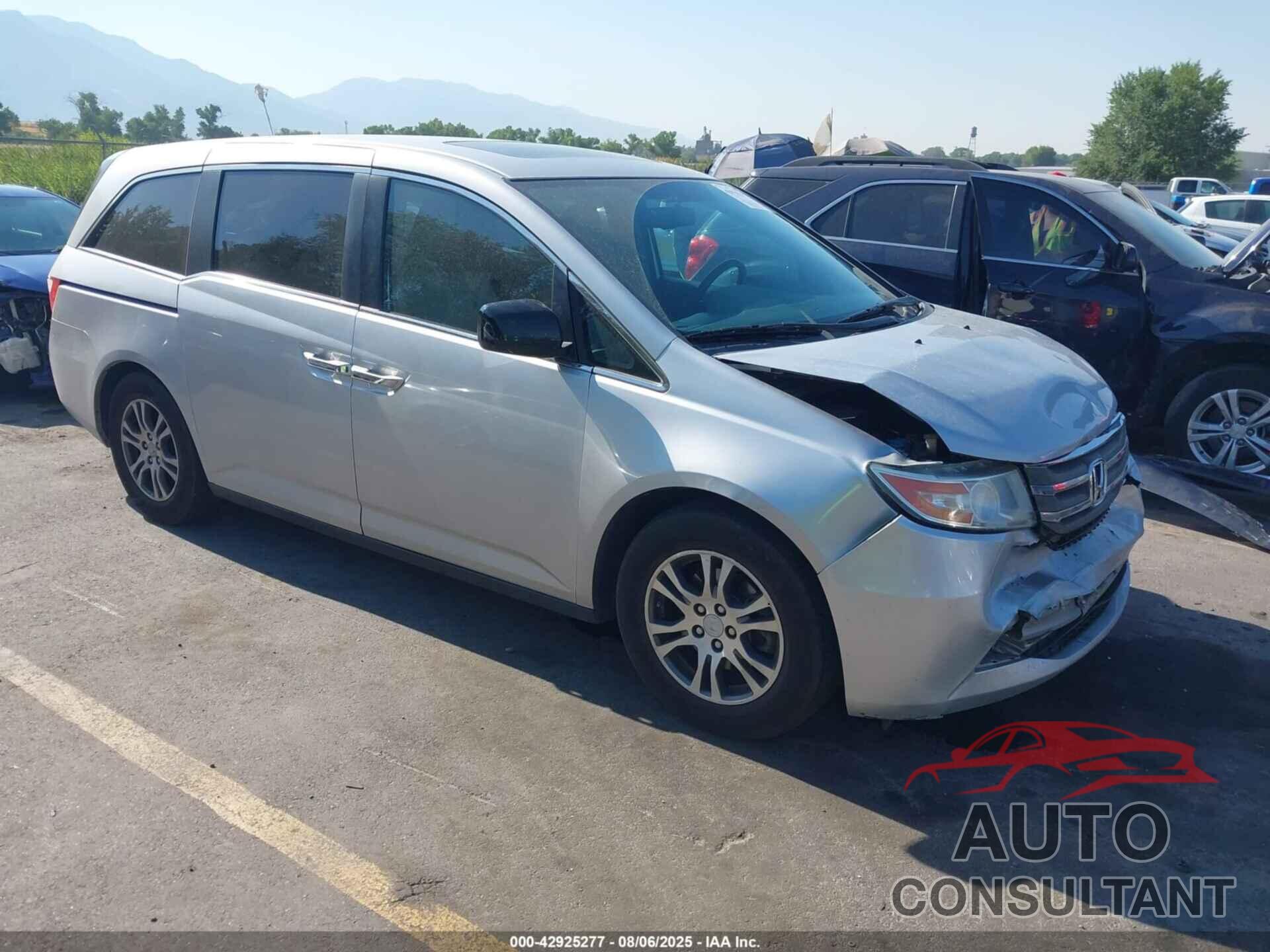 HONDA ODYSSEY 2013 - 5FNRL5H62DB054170