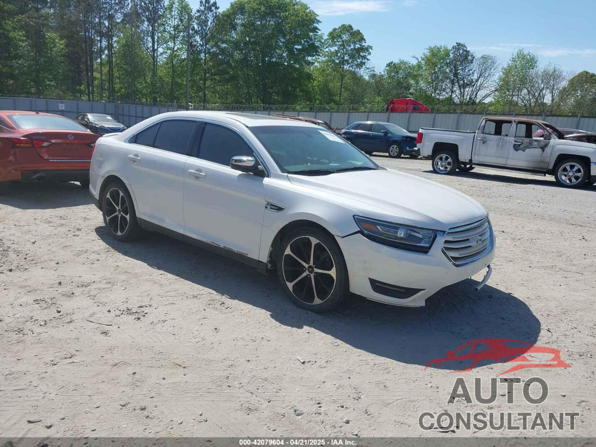 FORD TAURUS 2015 - 1FAHP2F8XFG175319