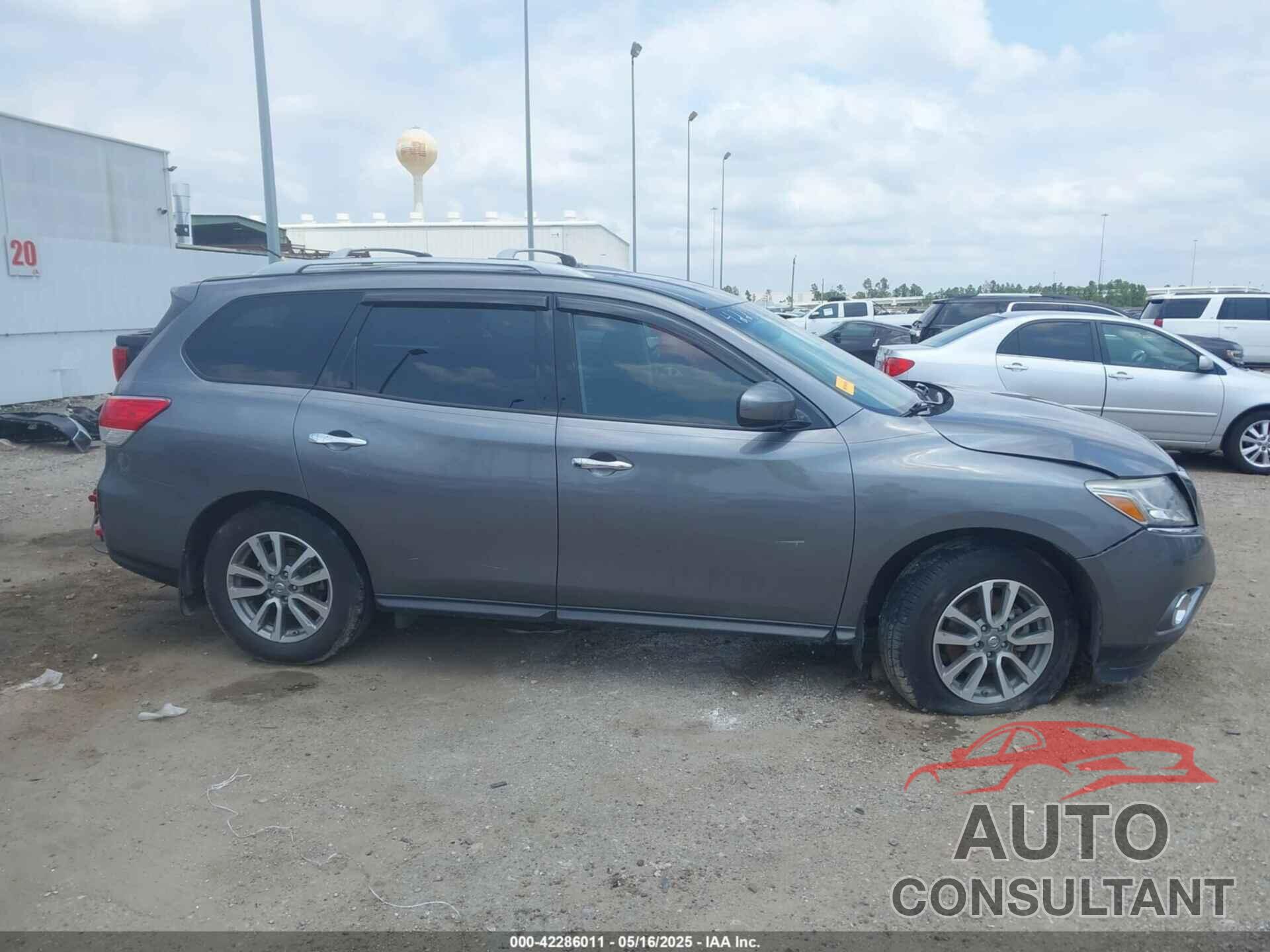 NISSAN PATHFINDER 2016 - 5N1AR2MN4GC670098