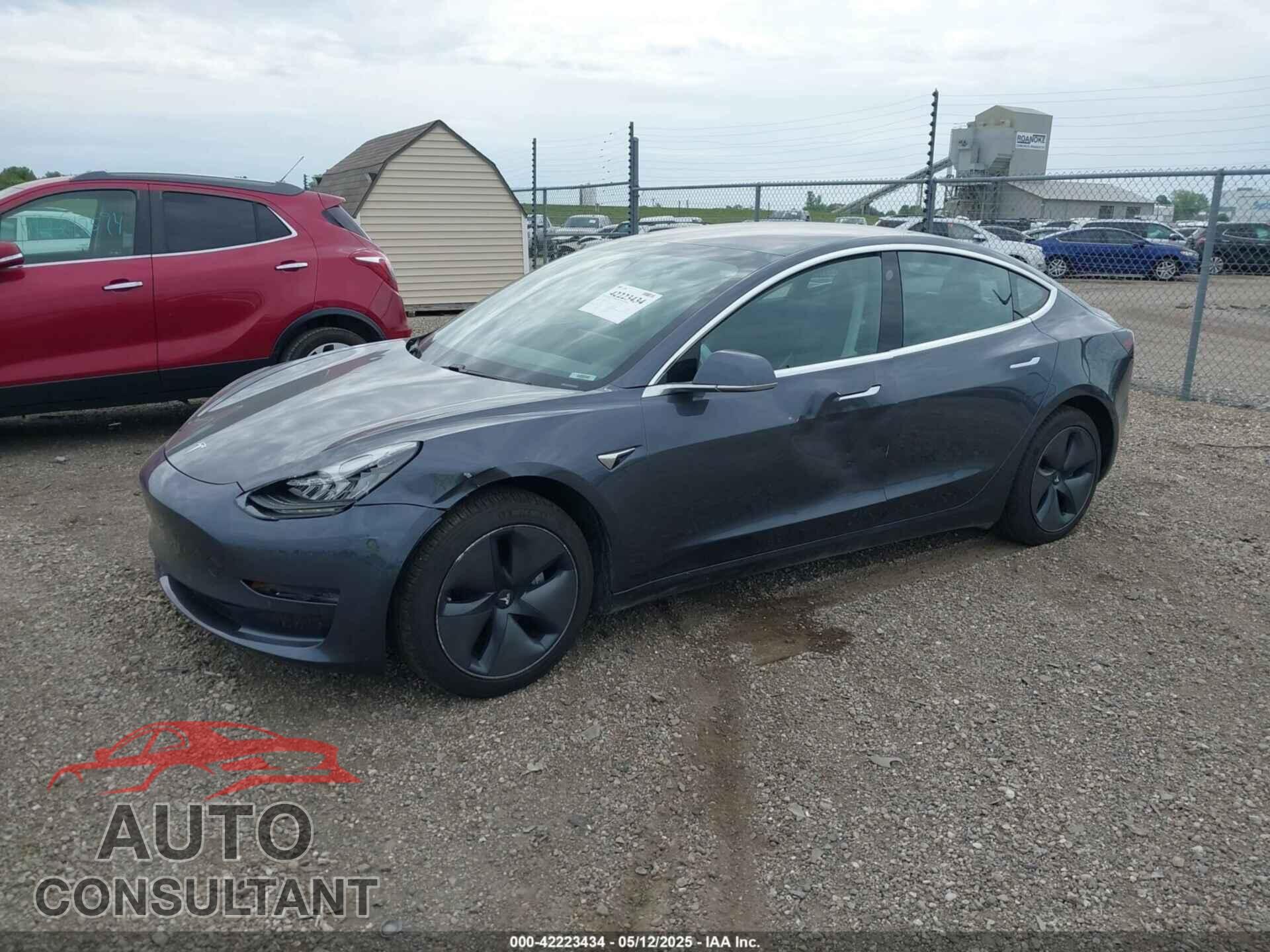 TESLA MODEL 3 2018 - 5YJ3E1EB4JF112379