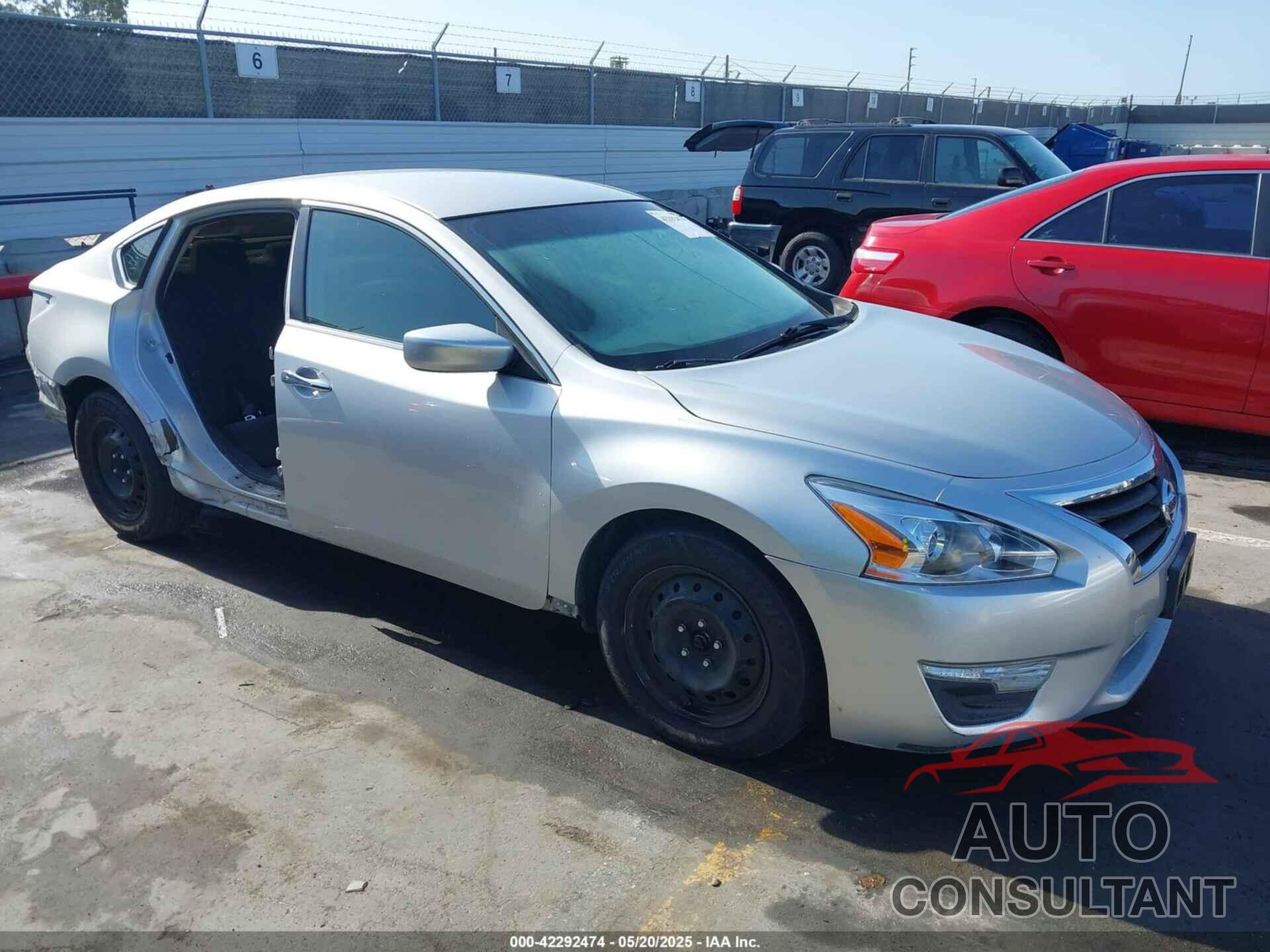 NISSAN ALTIMA 2015 - 1N4AL3AP2FC238003