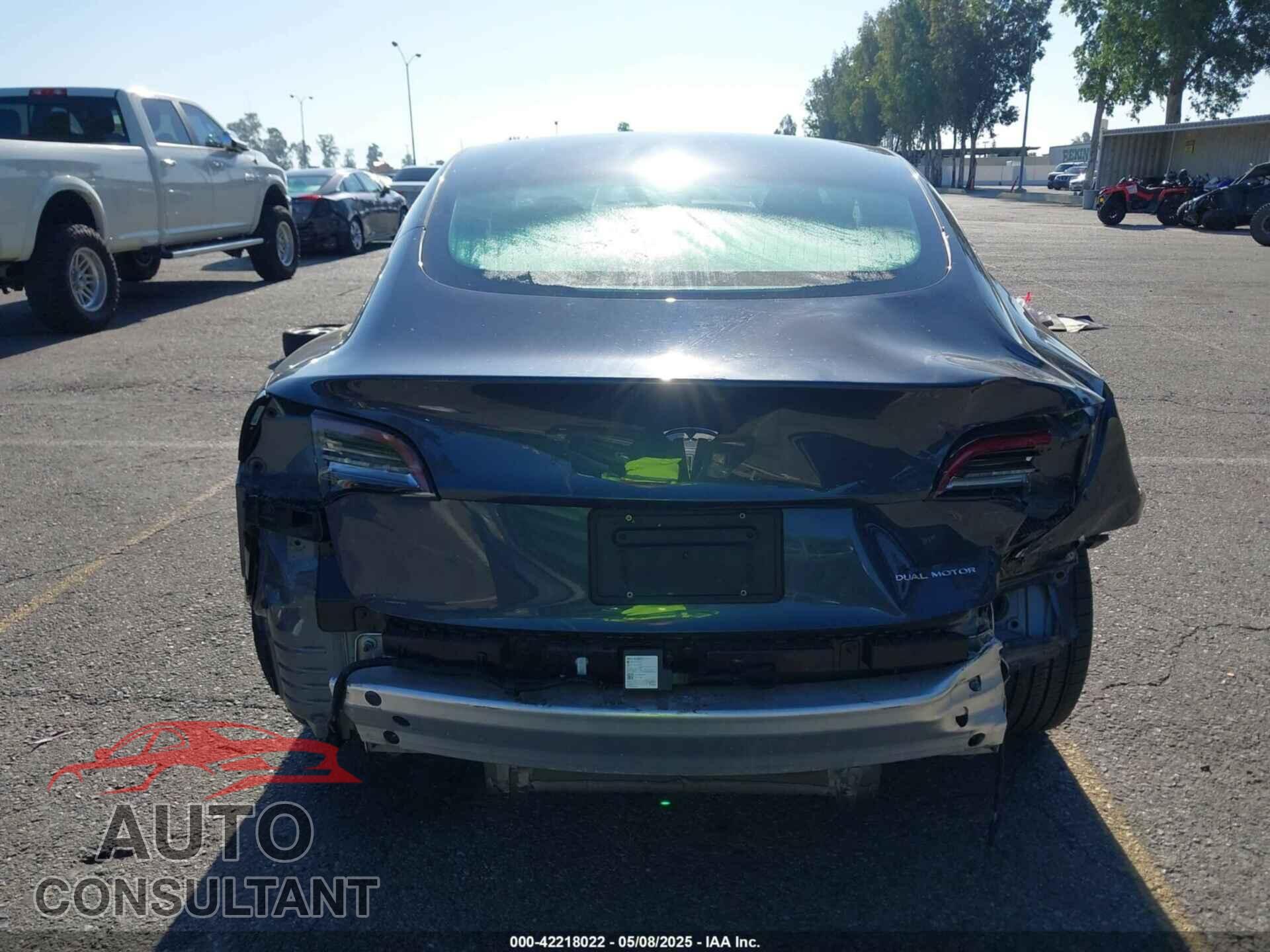 TESLA MODEL 3 2020 - 5YJ3E1EB8LF646455