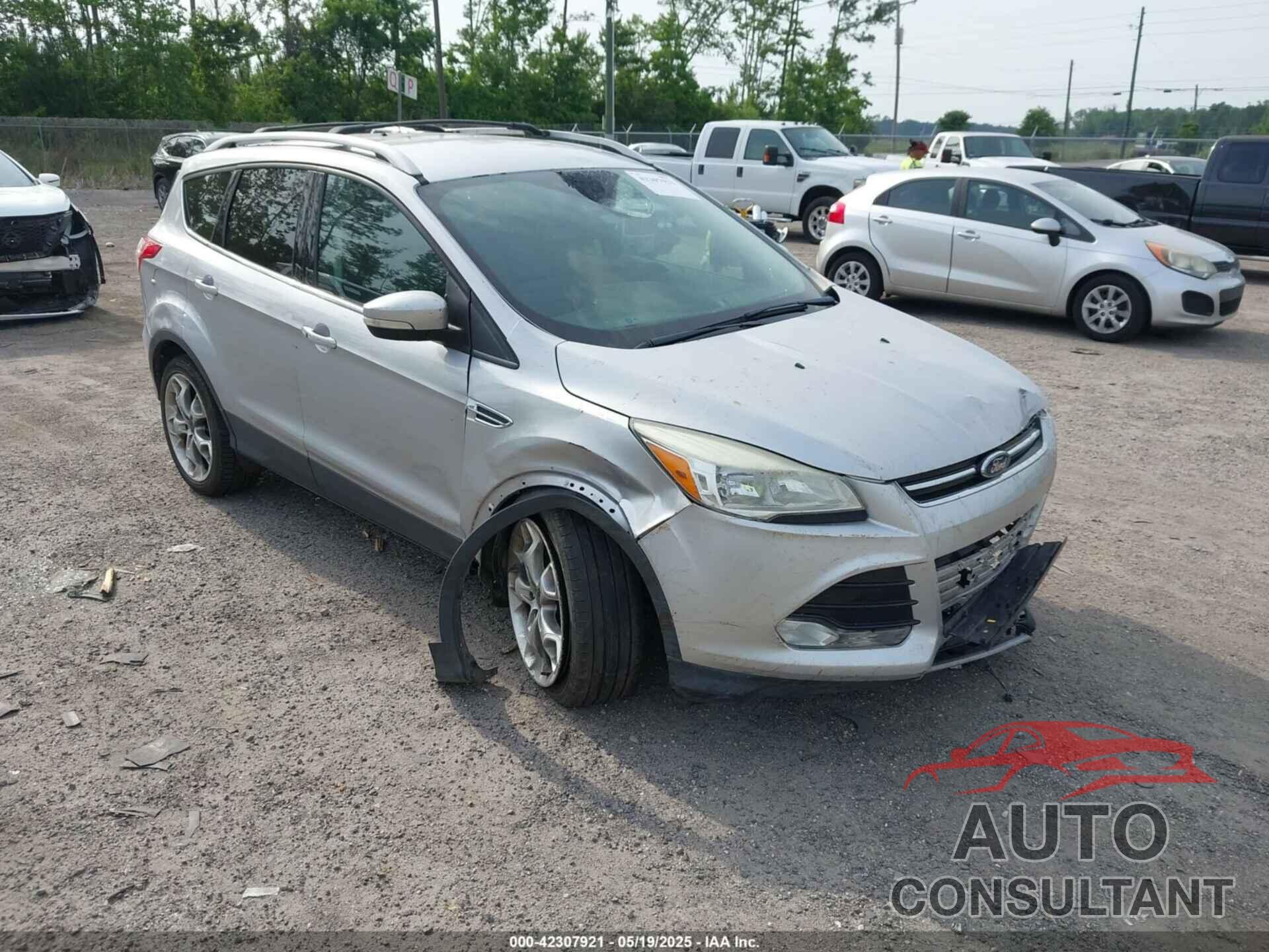 FORD ESCAPE 2016 - 1FMCU0J9XGUB19929