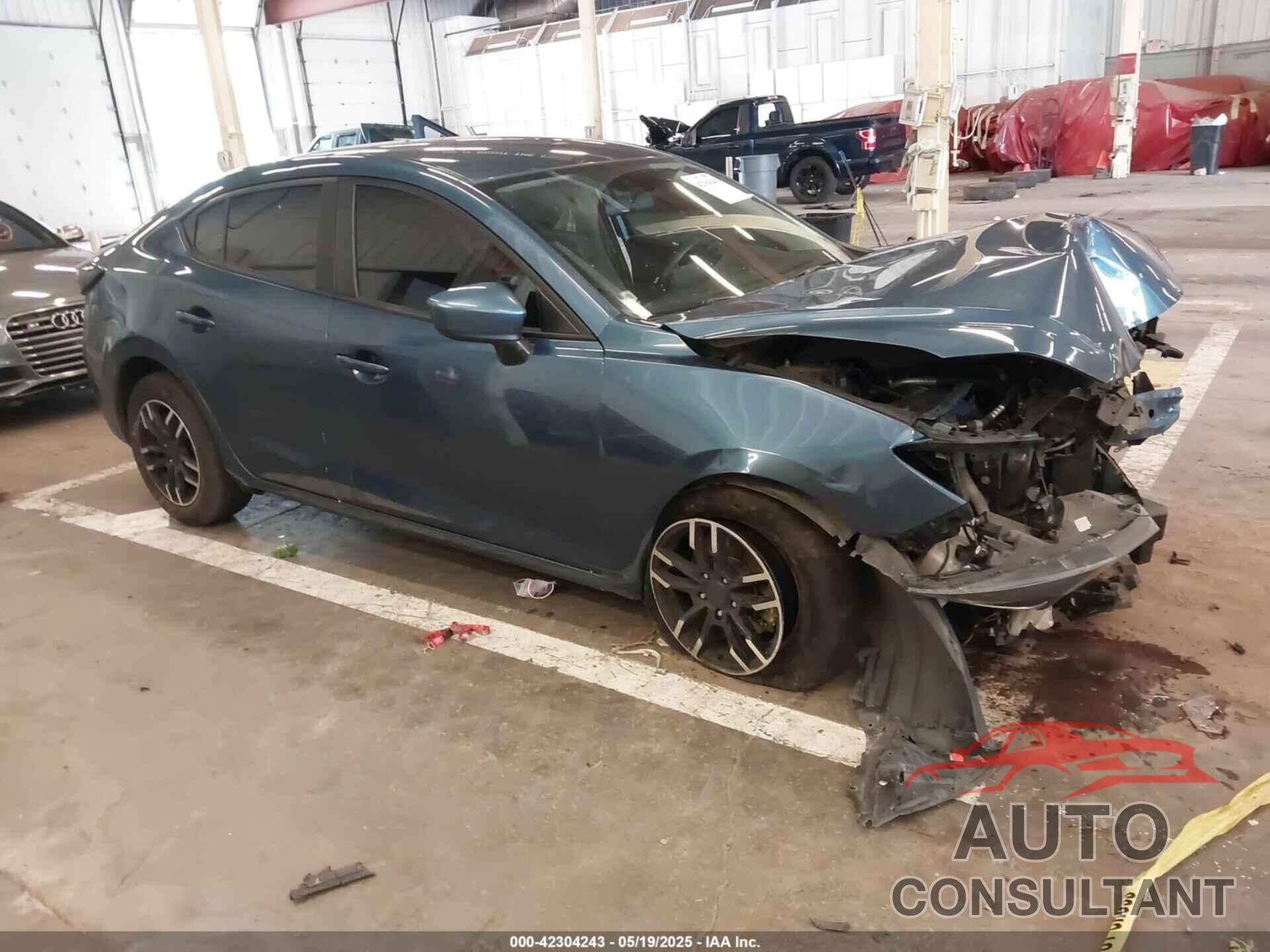 MAZDA MAZDA3 4-DOOR 2017 - 3MZBN1U78HM104524