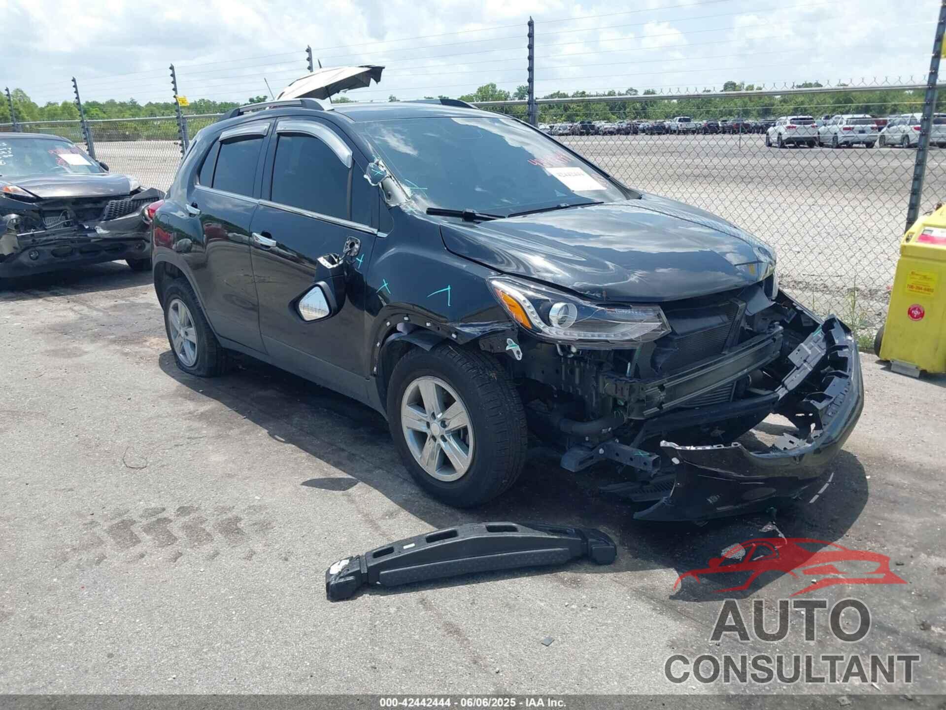 CHEVROLET TRAX 2019 - 3GNCJPSB8KL335649