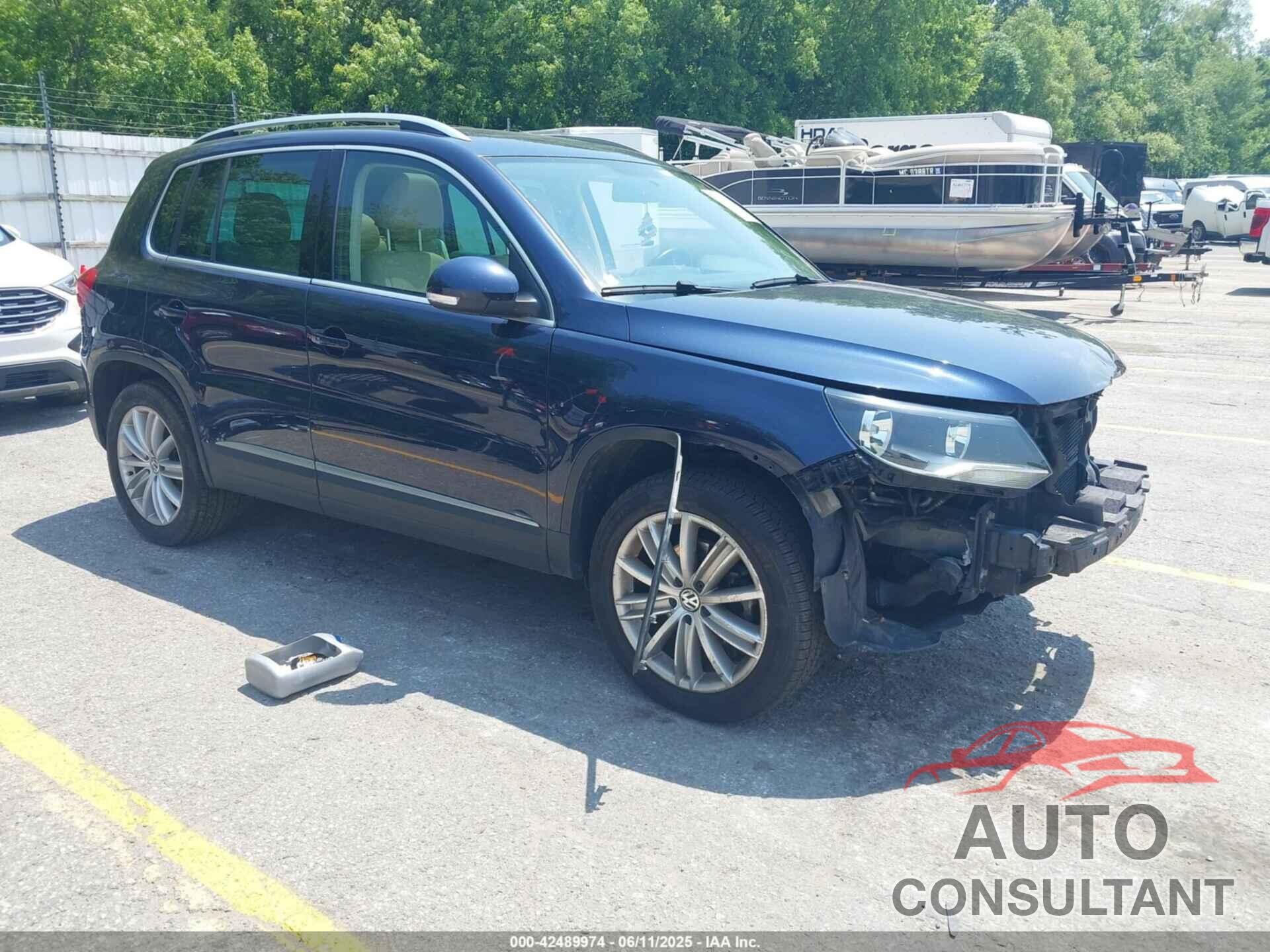VOLKSWAGEN TIGUAN 2015 - WVGBV7AXXFW573715
