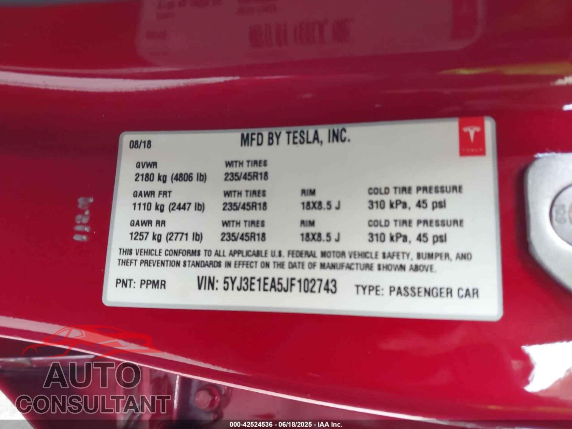 TESLA MODEL 3 2018 - 5YJ3E1EA5JF102743