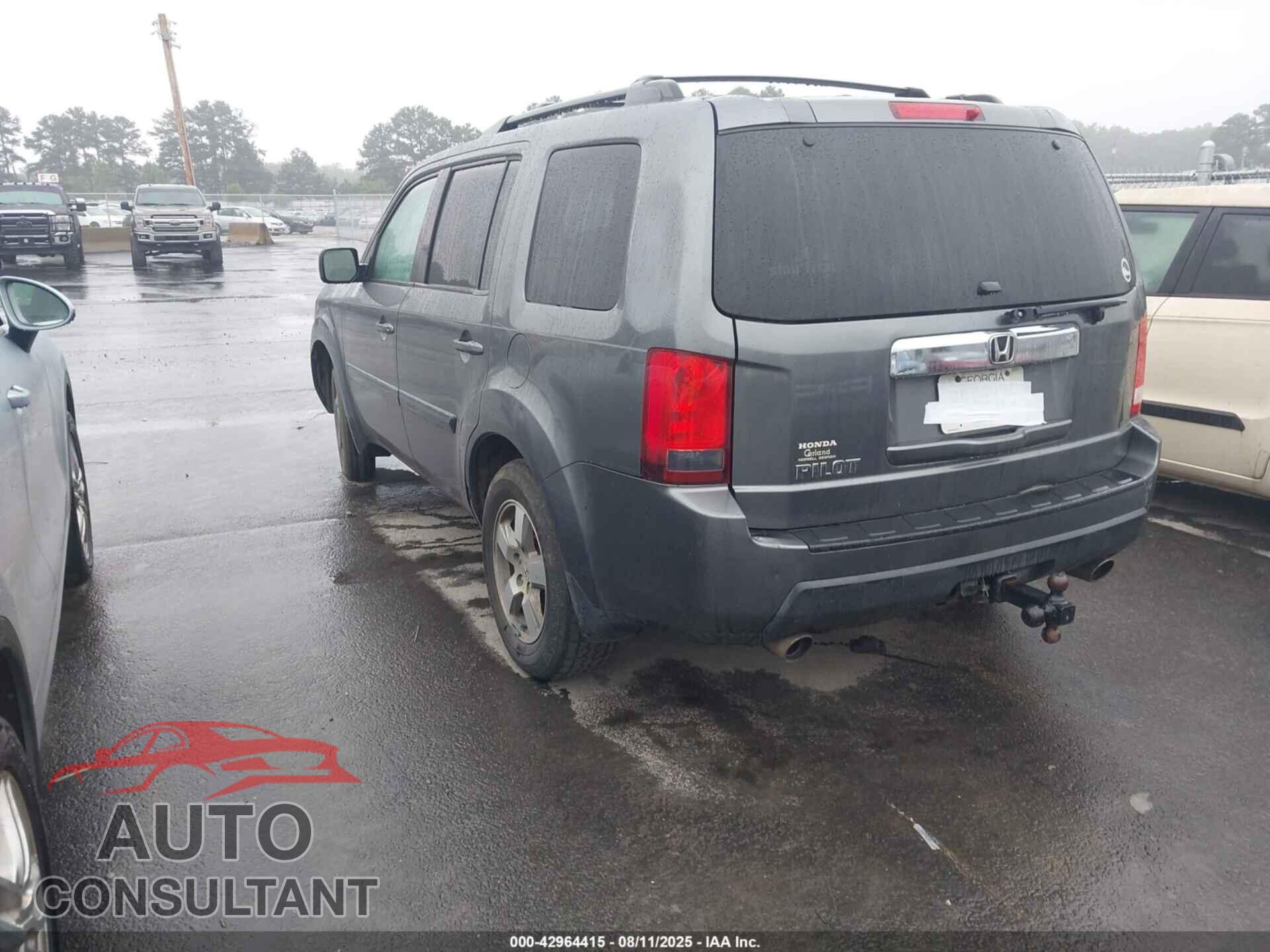 HONDA PILOT 2011 - 5FNYF3H61BB004977