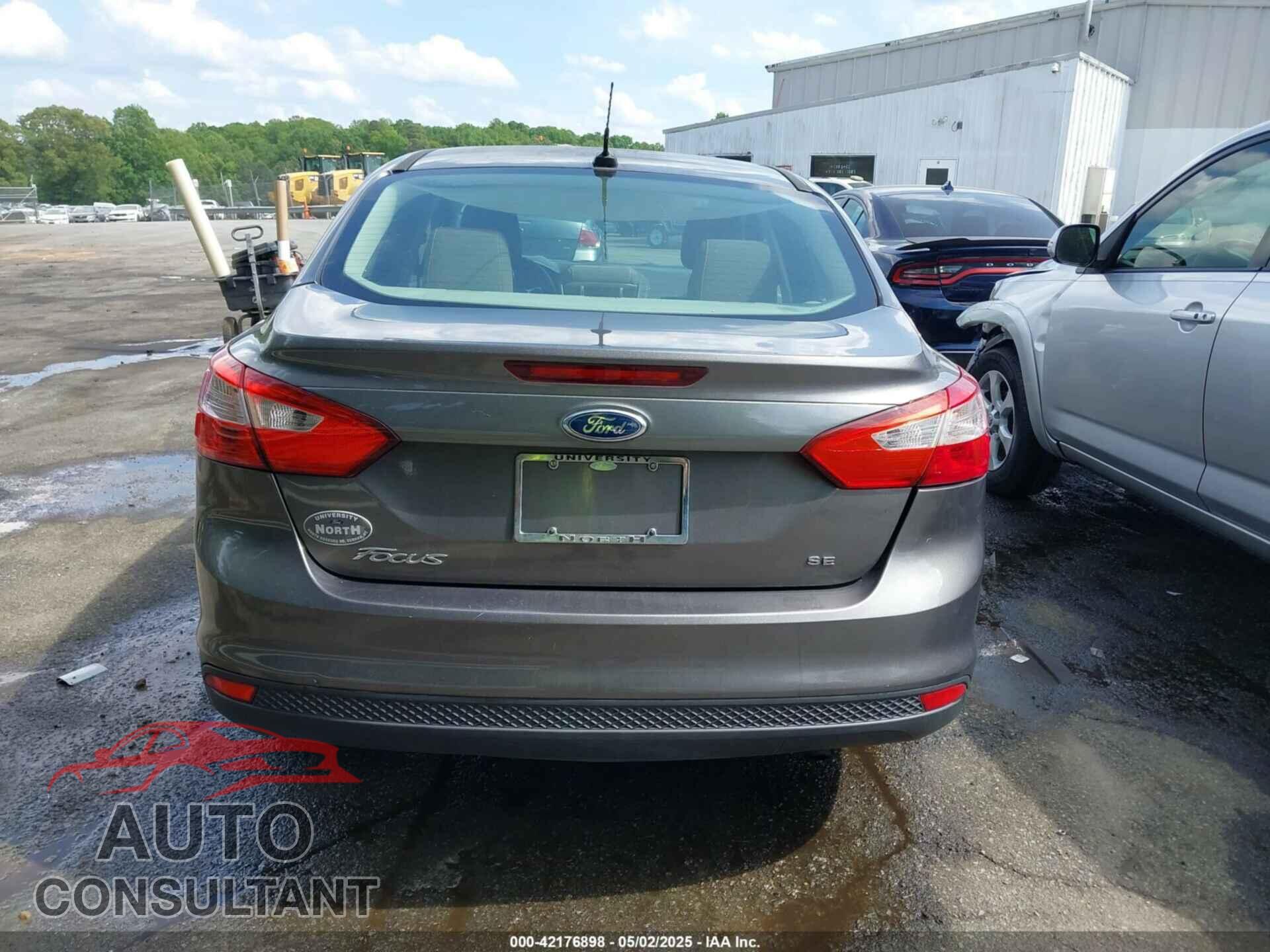 FORD FOCUS 2012 - 1FAHP3F22CL125941