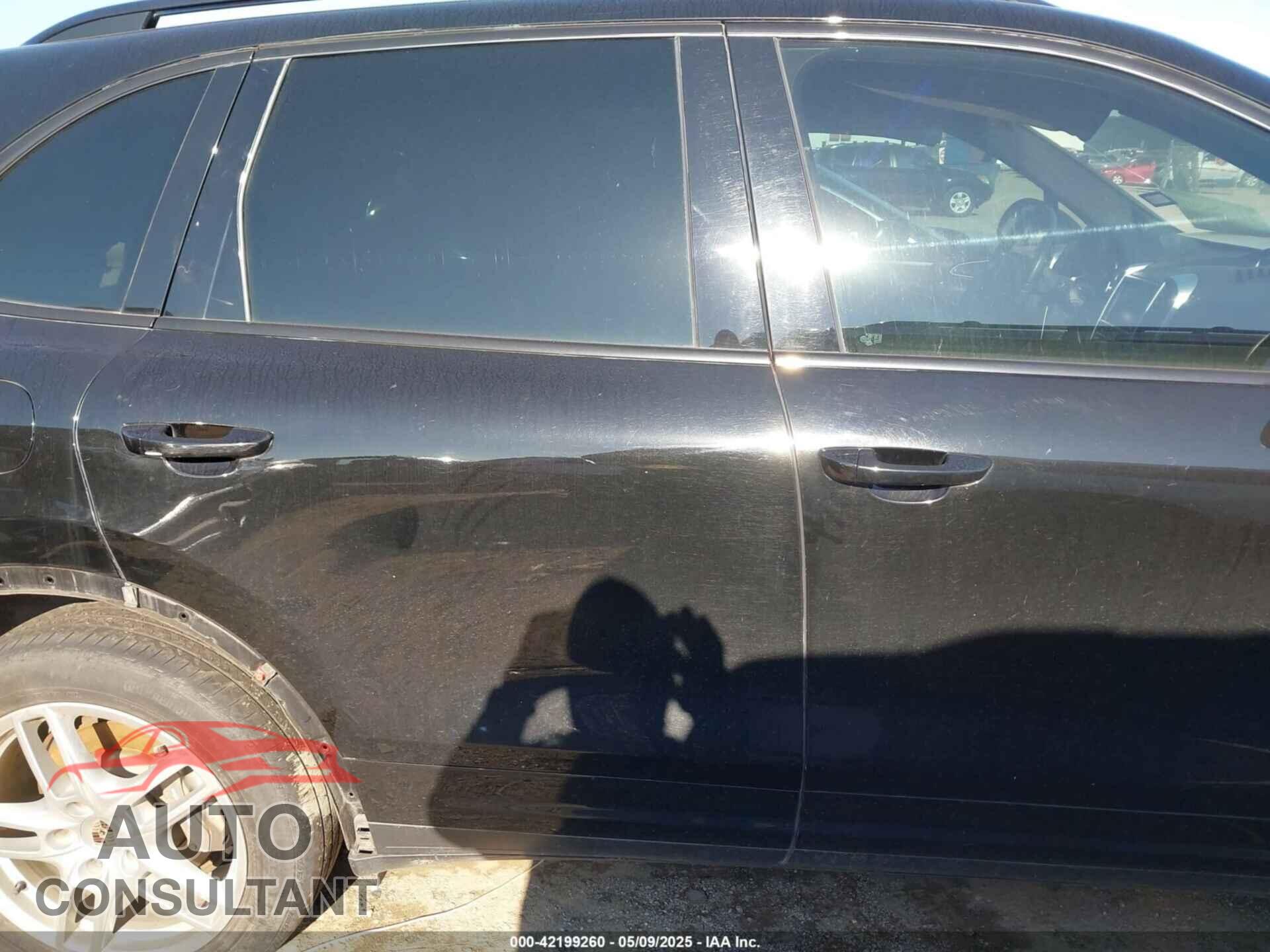PORSCHE CAYENNE 2012 - WP1AA2A20CLA06038