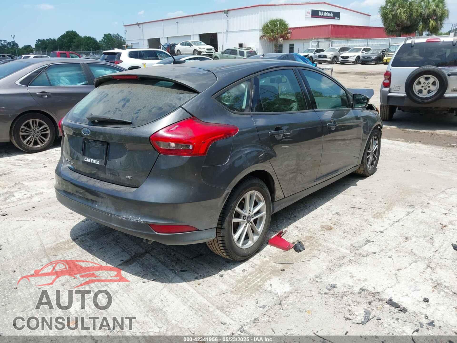 FORD FOCUS 2017 - 1FADP3K25HL216973