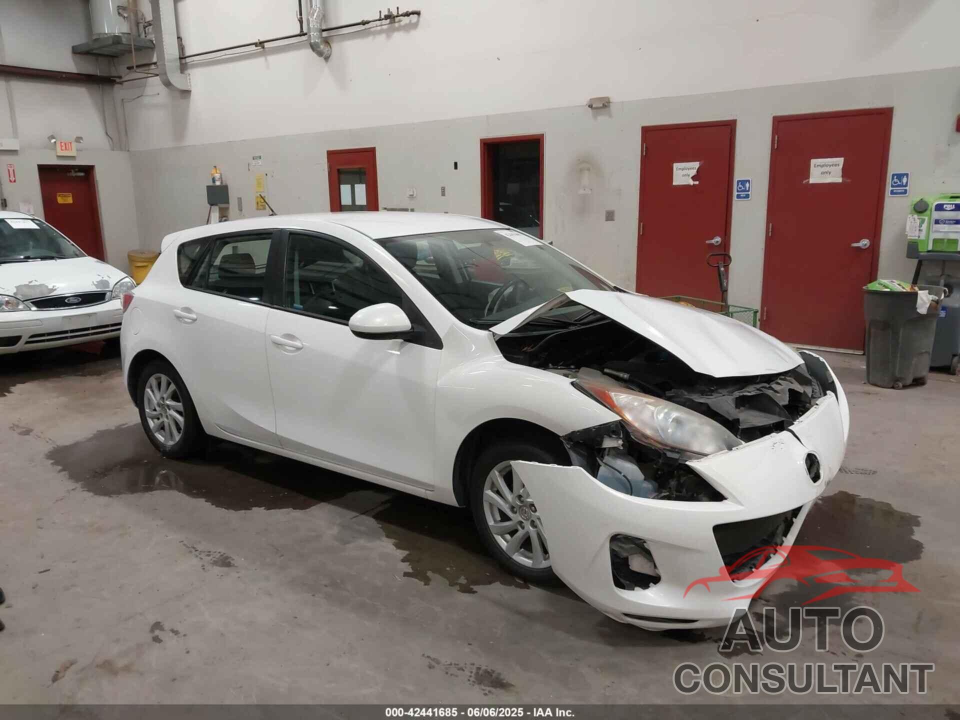 MAZDA MAZDA3 2012 - JM1BL1L88C1697536