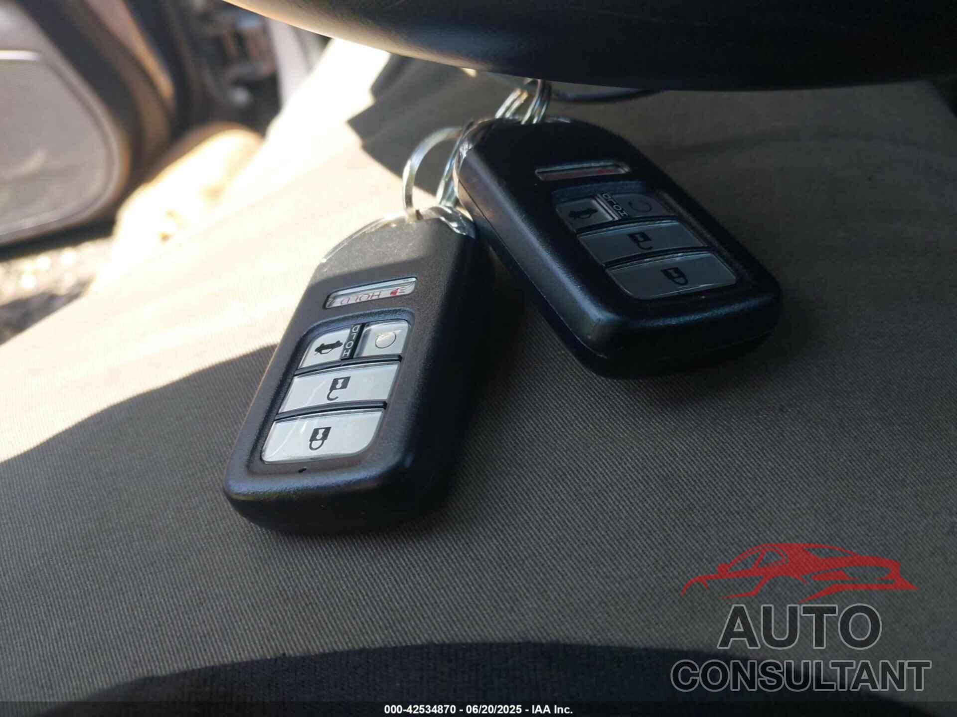 HONDA CIVIC 2019 - 19XFC1F34KE213956