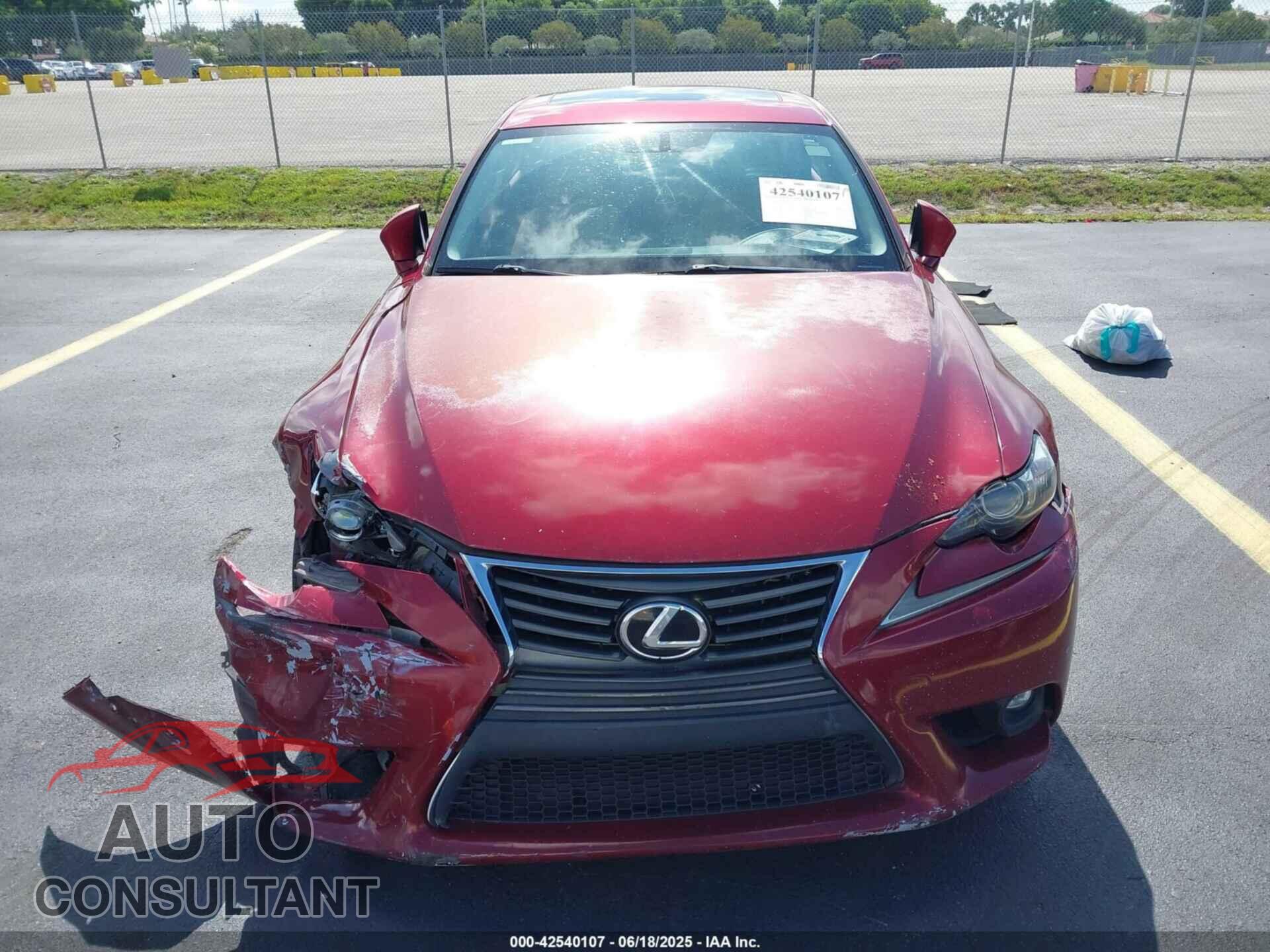 LEXUS IS 2015 - JTHBF1D23F5048384