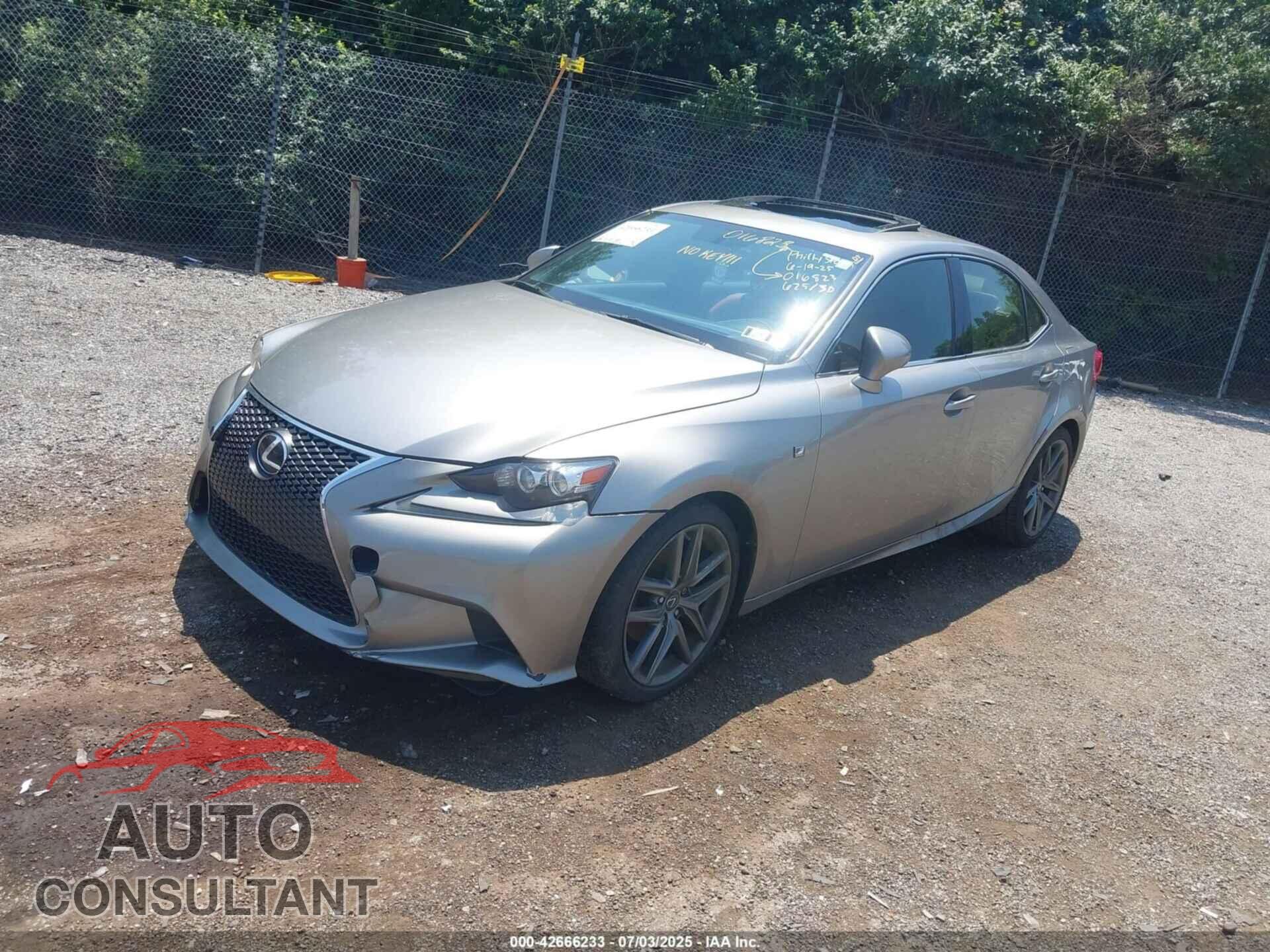 LEXUS IS 250 2015 - JTHCF1D22F5016823