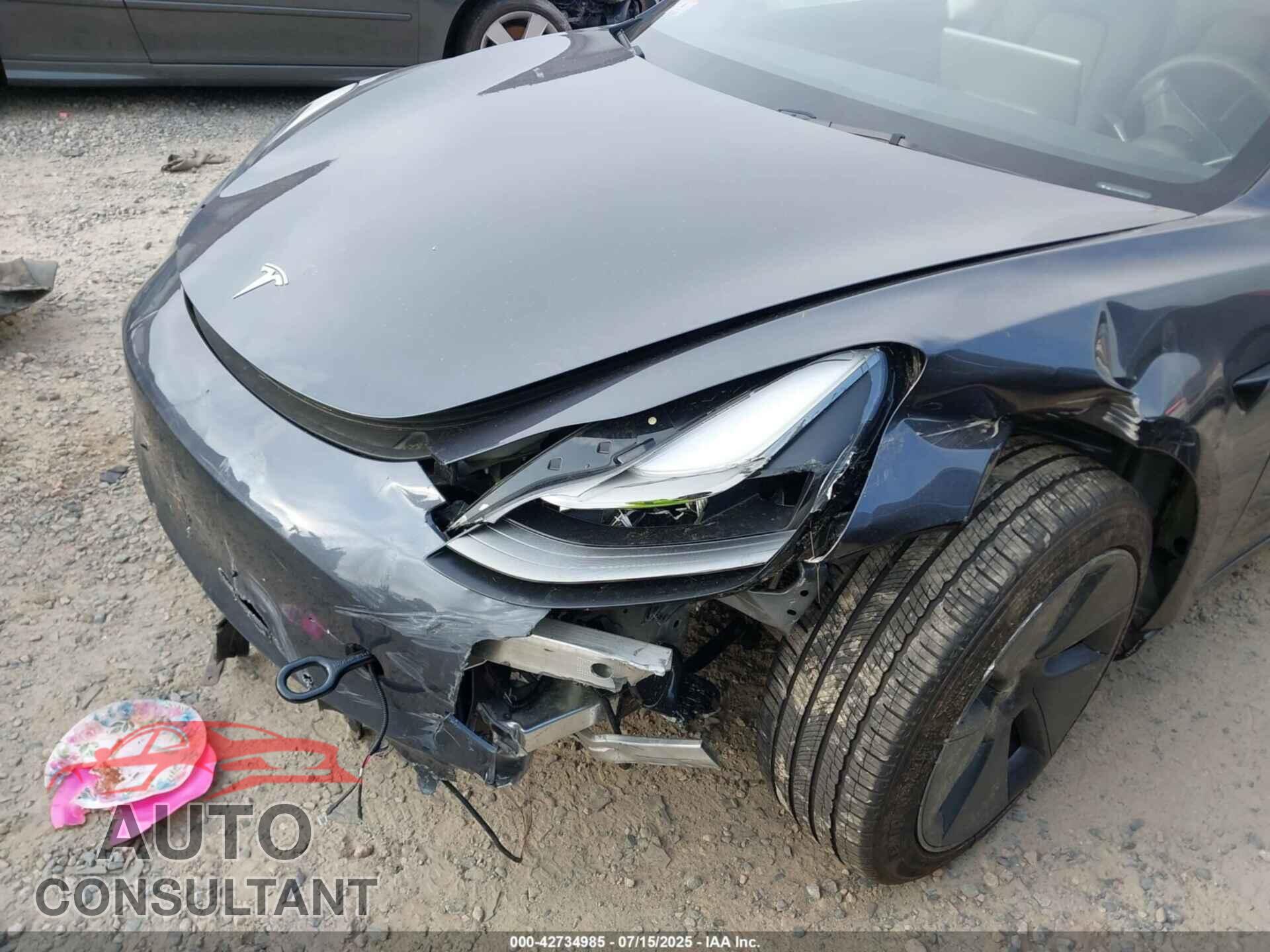 TESLA MODEL 3 2023 - 5YJ3E1EA5PF511785