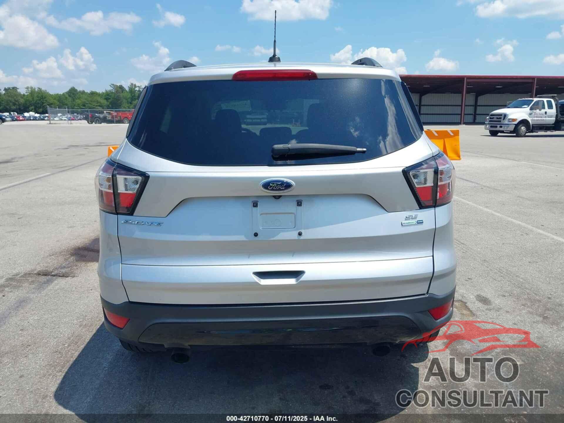 FORD ESCAPE 2018 - 1FMCU9GD3JUC46545