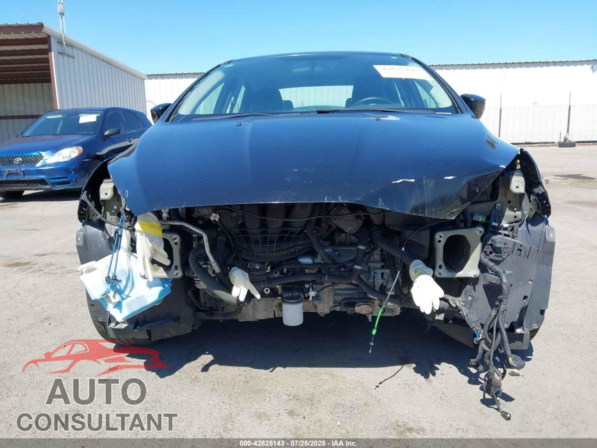FORD FOCUS 2016 - 1FADP3F27GL329073