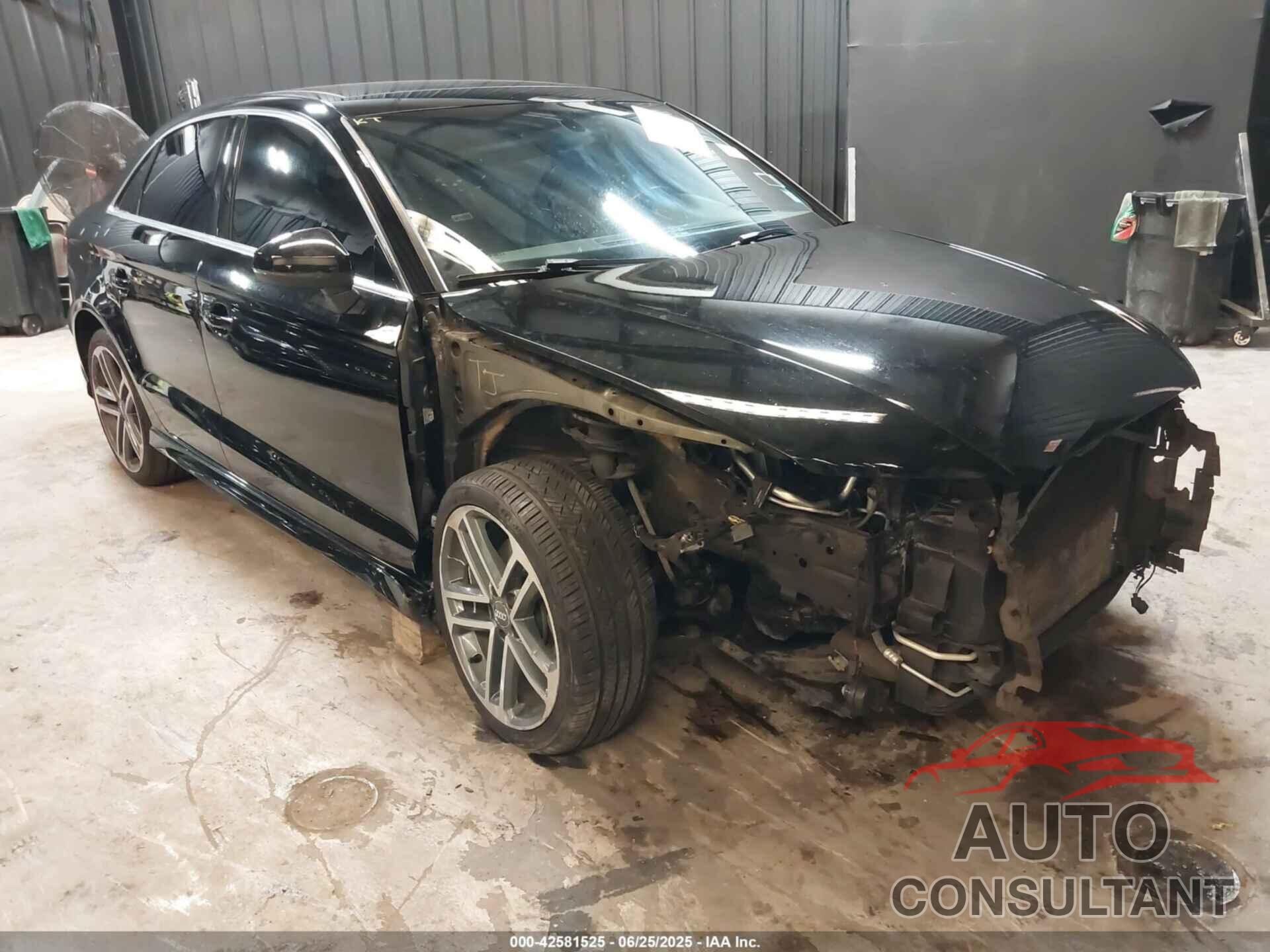 AUDI A3 2018 - WAUJ8GFF5J1027348