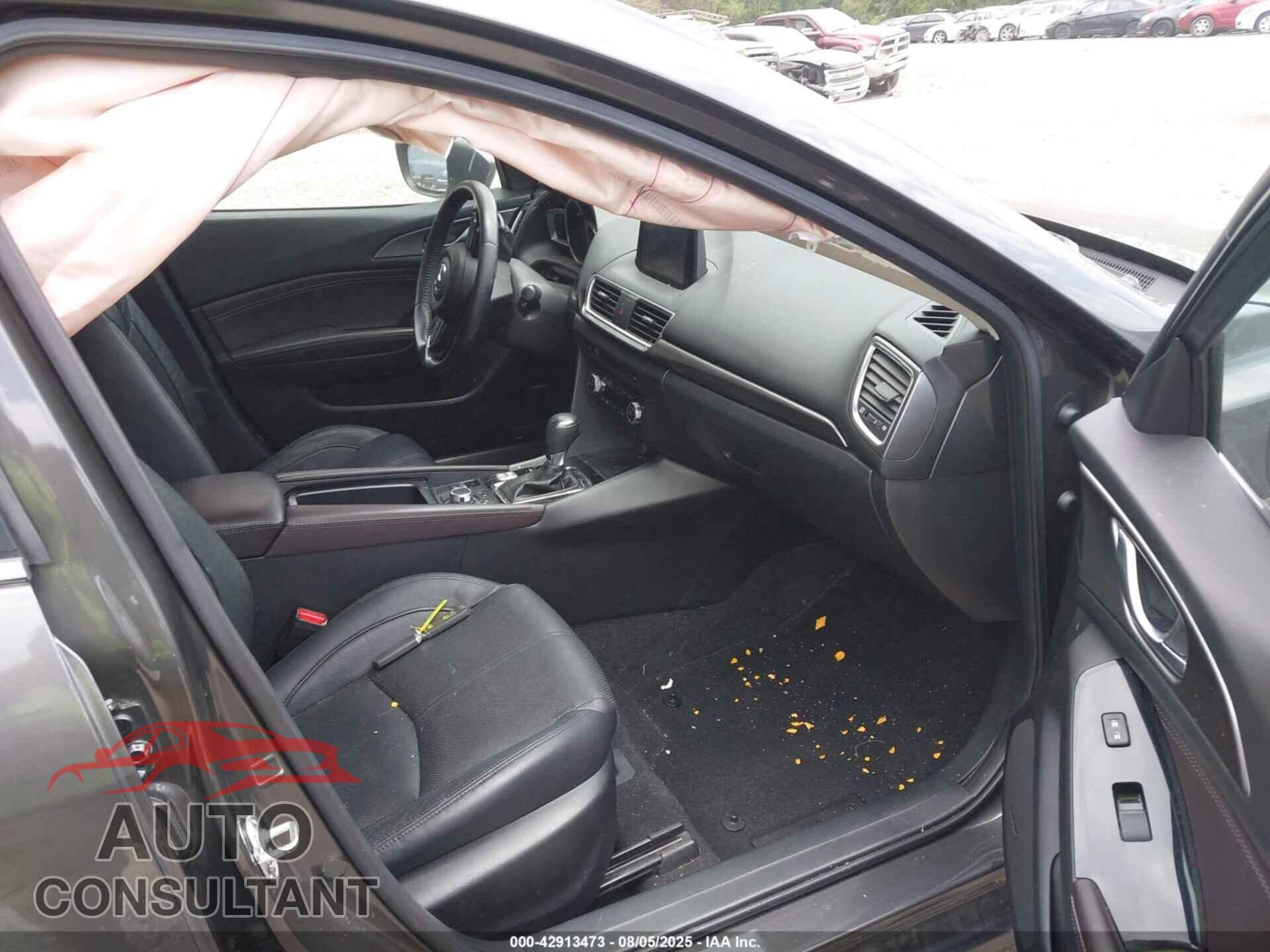 MAZDA MAZDA3 2017 - JM1BN1M39H1125671