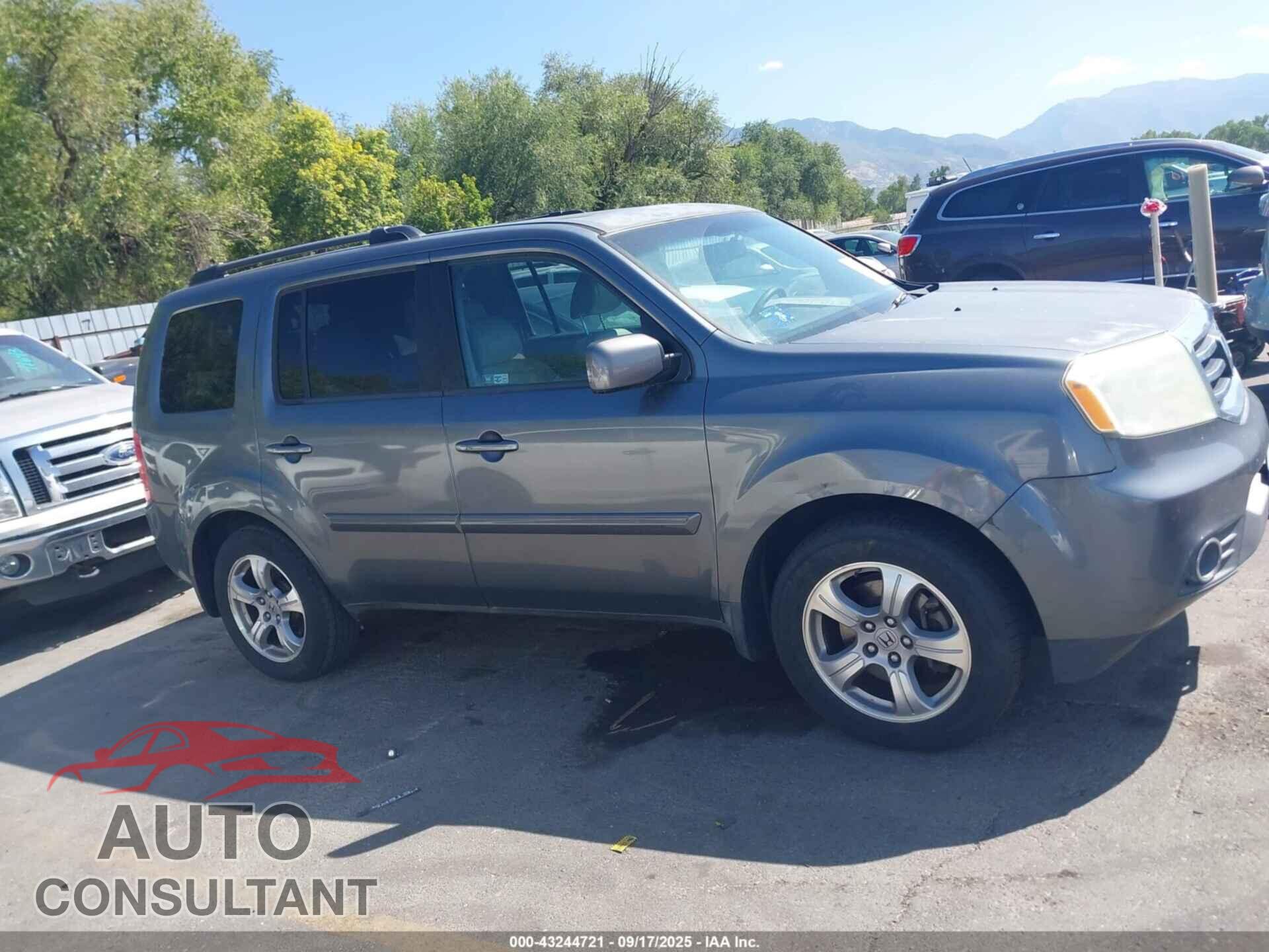 HONDA PILOT 2012 - 5FNYF4H59CB022058