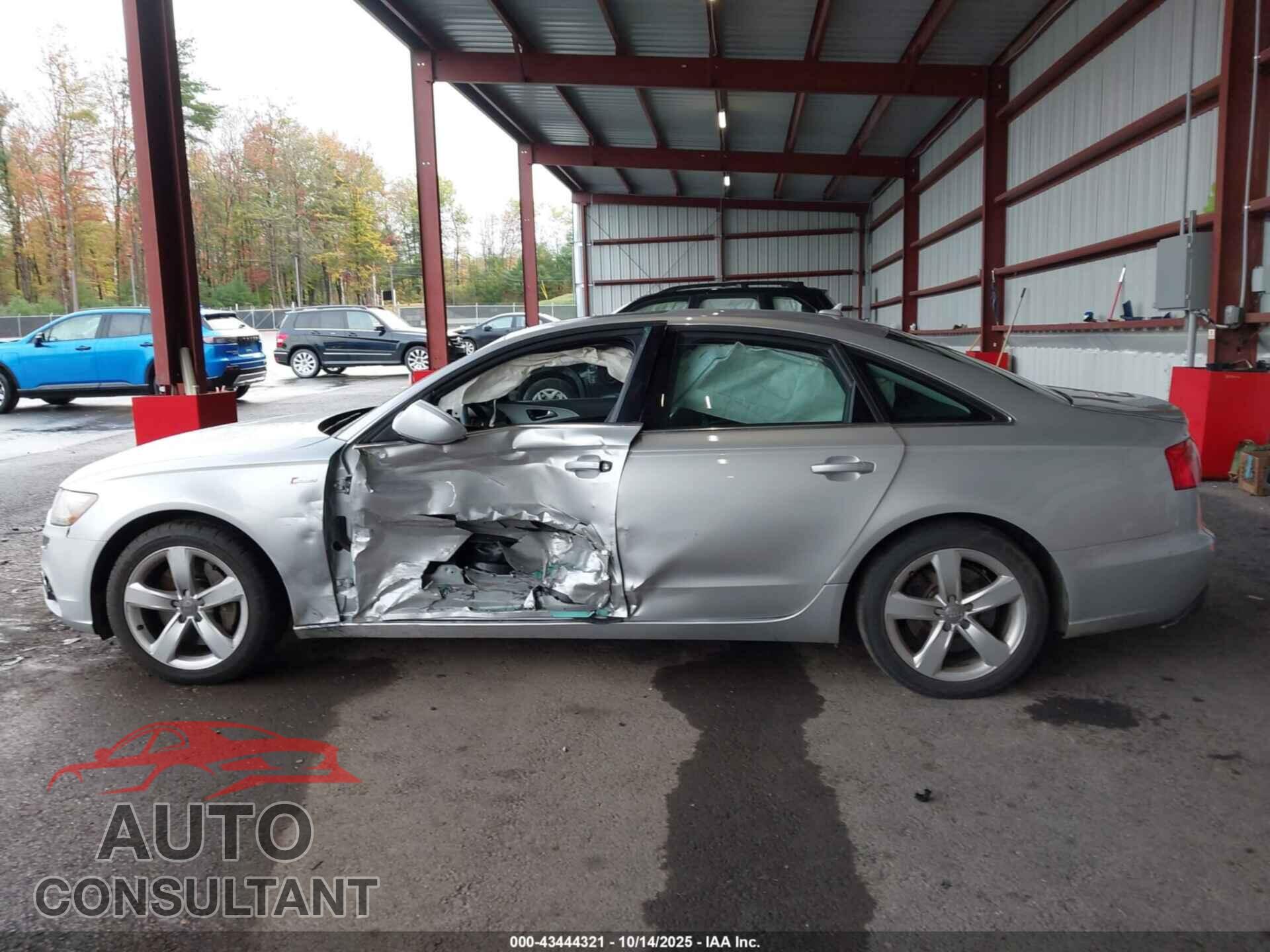 AUDI A6 2012 - WAUBGAFC6CN028577