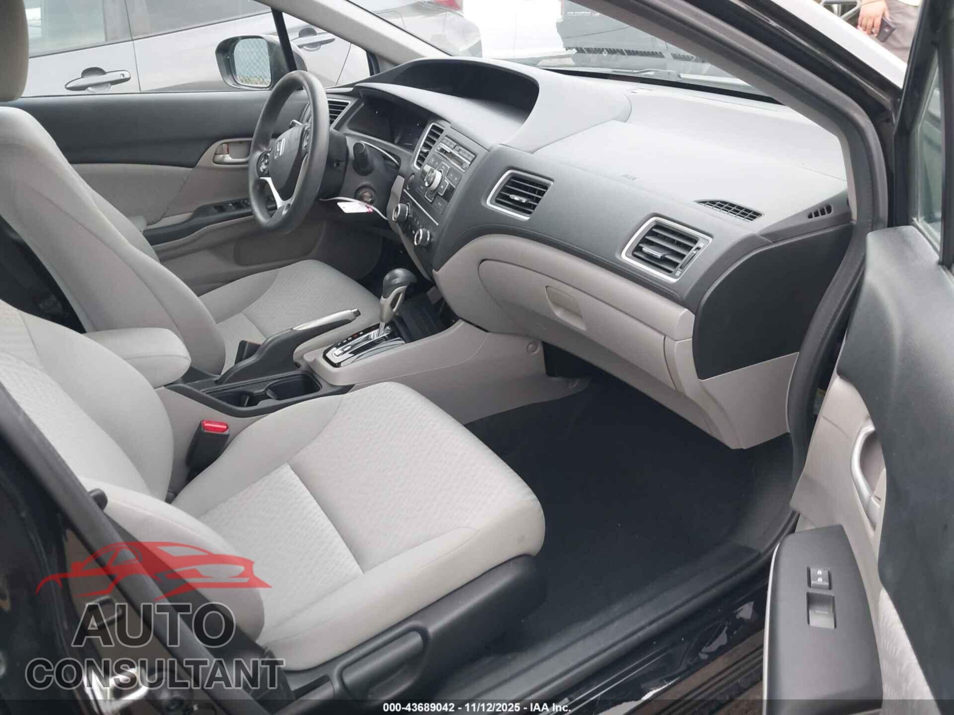 HONDA CIVIC 2014 - 19XFB2F55EE219599