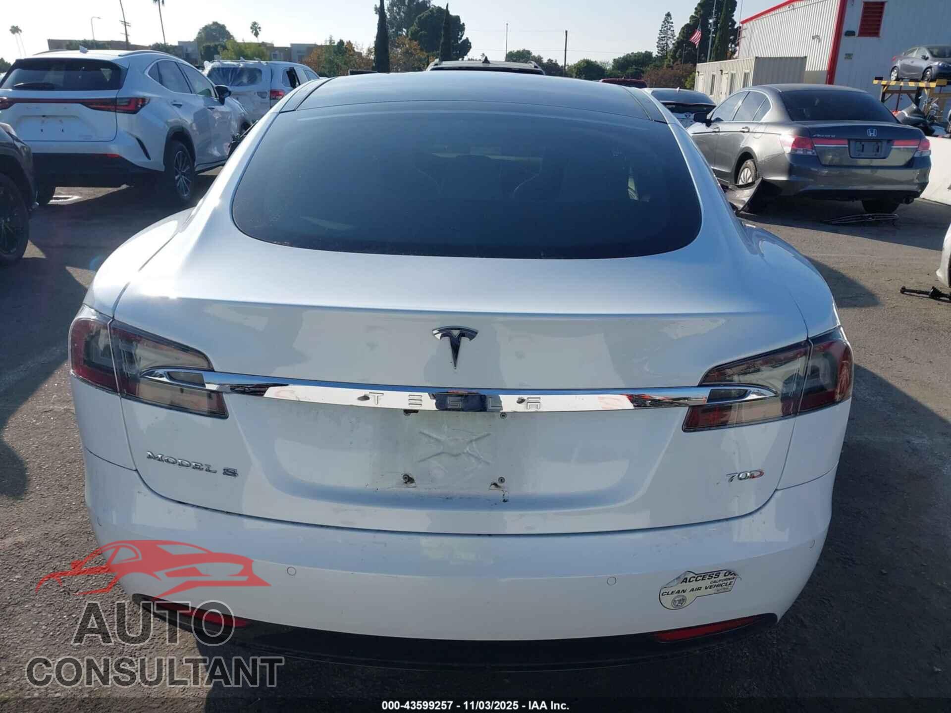TESLA MODEL S 2016 - 5YJSA1E2XGF138954