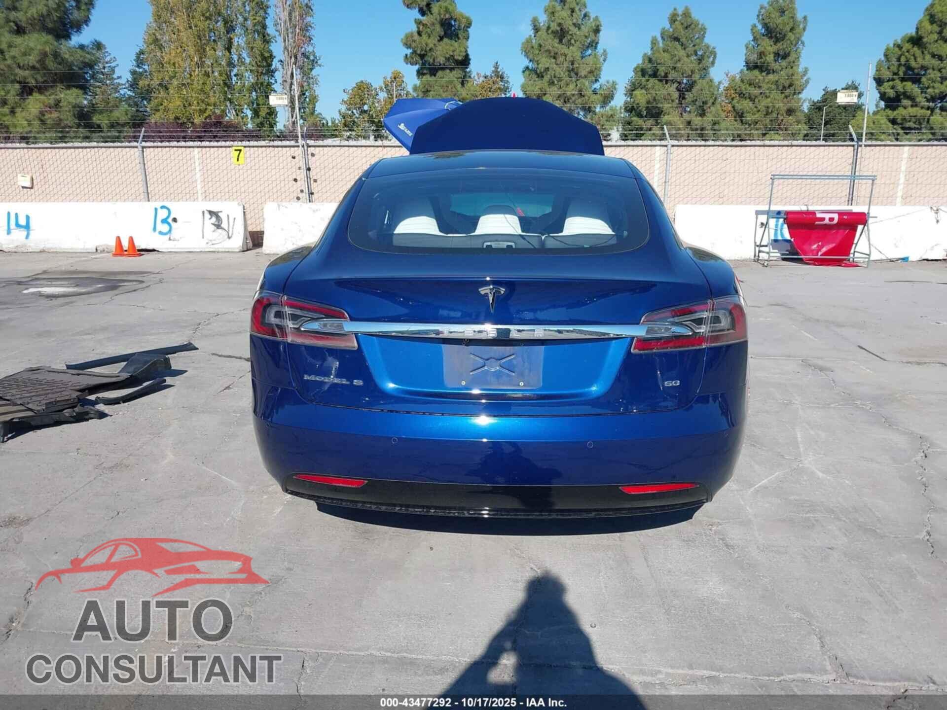 TESLA MODEL S 2017 - 5YJSA1E15HF190839