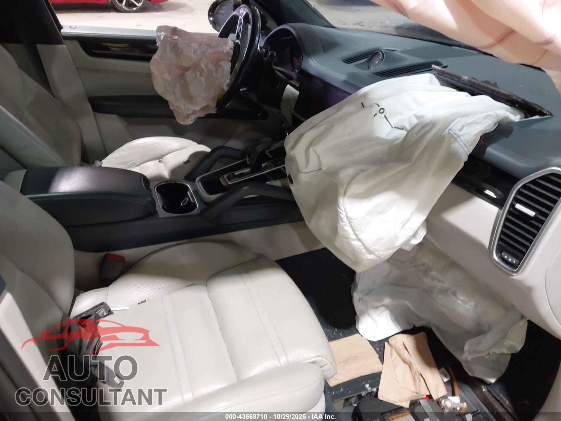 PORSCHE CAYENNE 2019 - WP1AB2AY4KDA62624