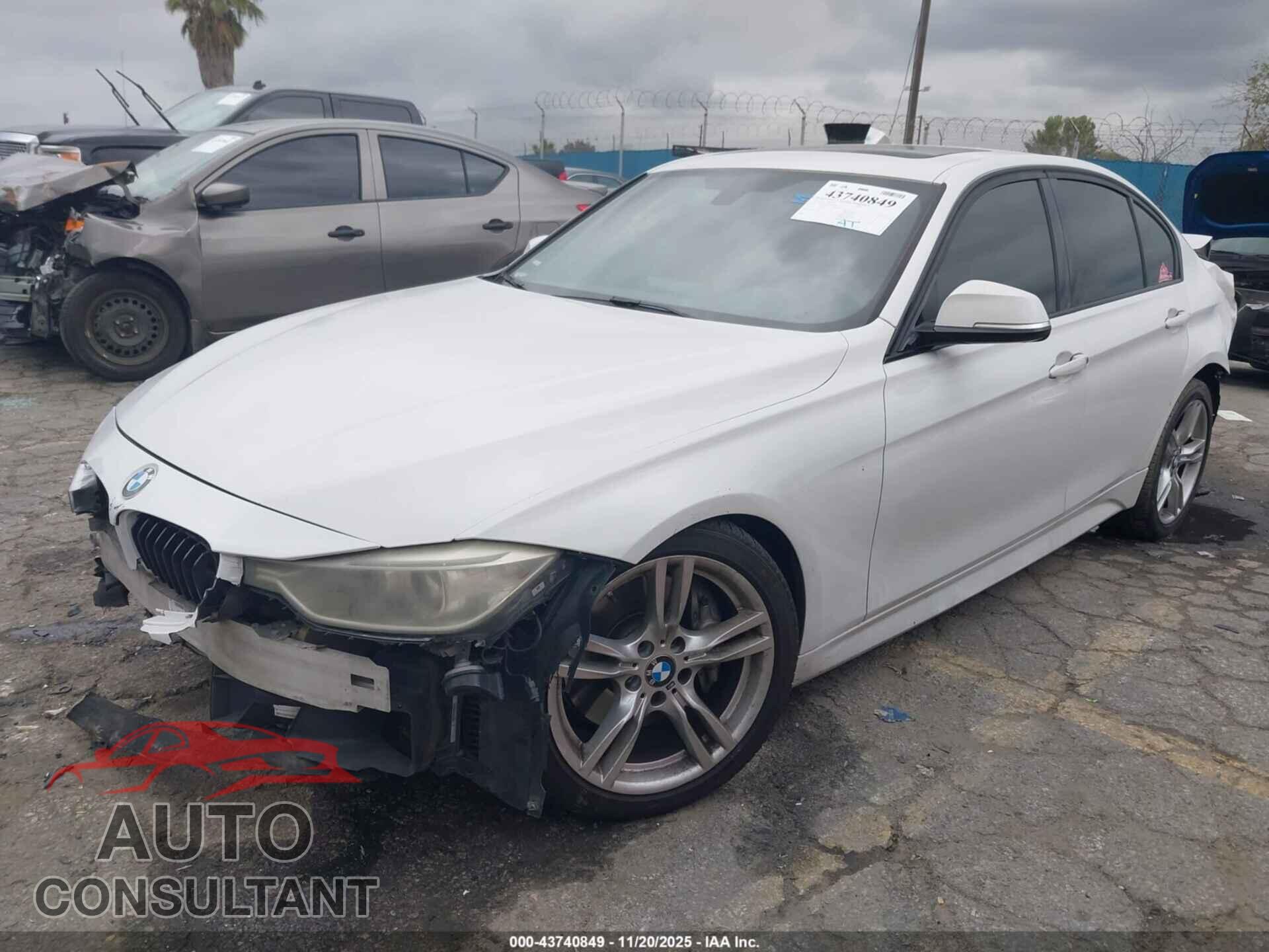 BMW 335I 2013 - WBA3A9C5XDF477153