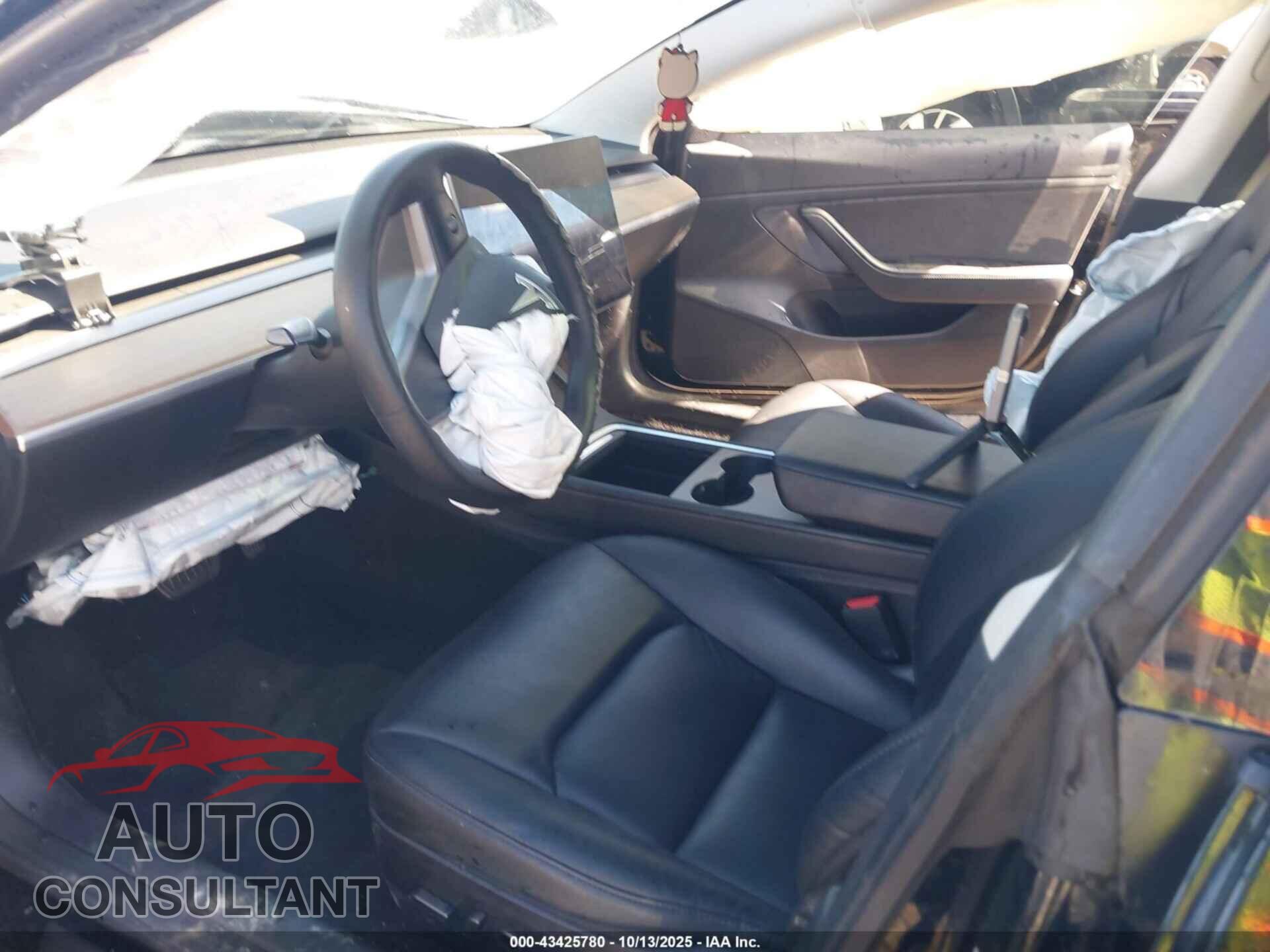 TESLA MODEL 3 2021 - 5YJ3E1EA2MF907099