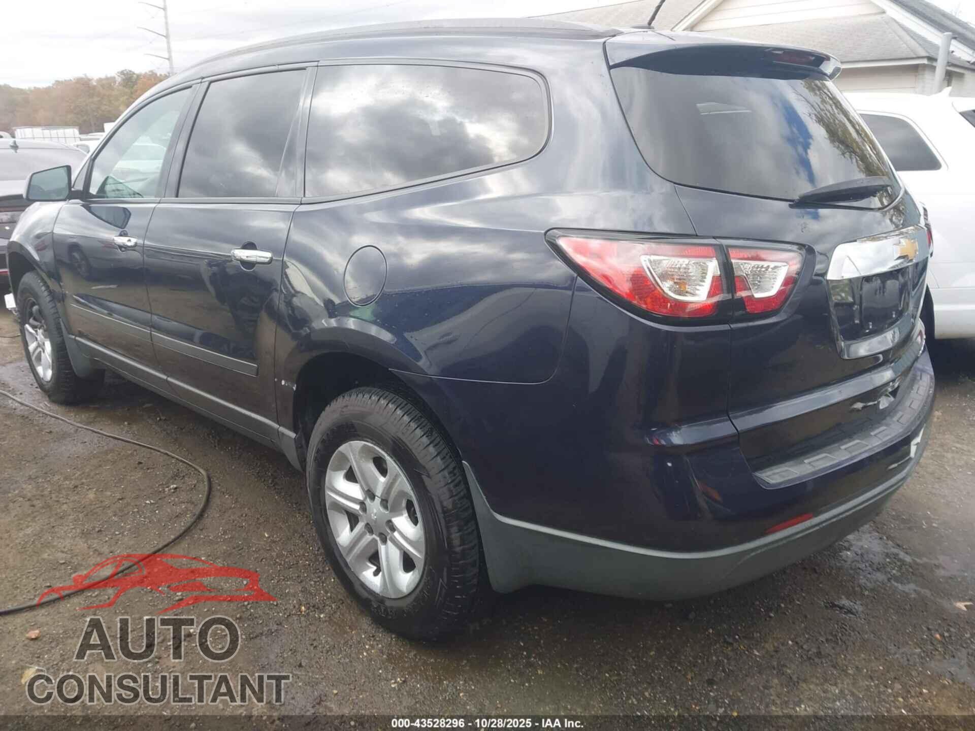 CHEVROLET TRAVERSE 2015 - 1GNKRFED5FJ117984
