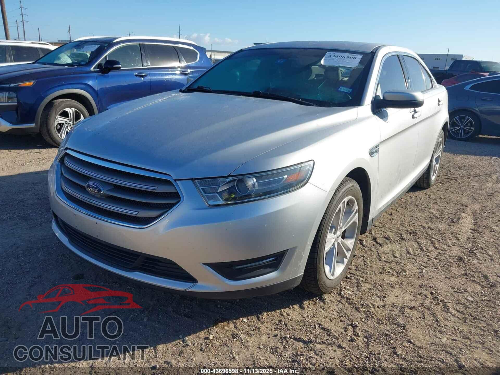 FORD TAURUS 2017 - 1FAHP2E88HG120663