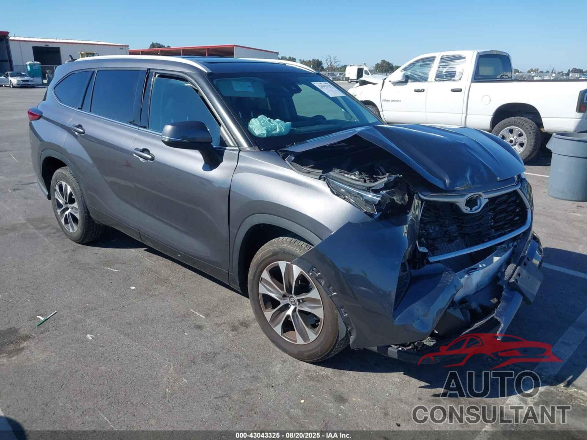 TOYOTA HIGHLANDER 2022 - 5TDGZRAH4NS129179