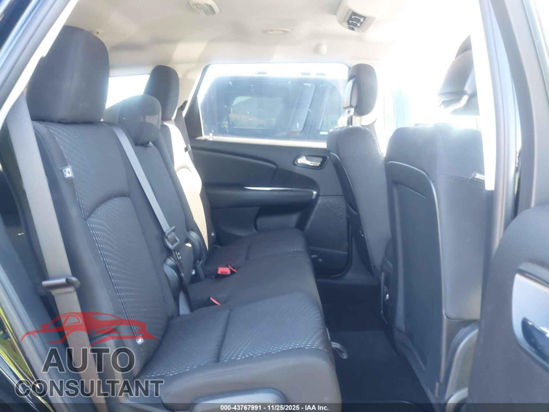 DODGE JOURNEY 2017 - 3C4PDCBB3HT562606