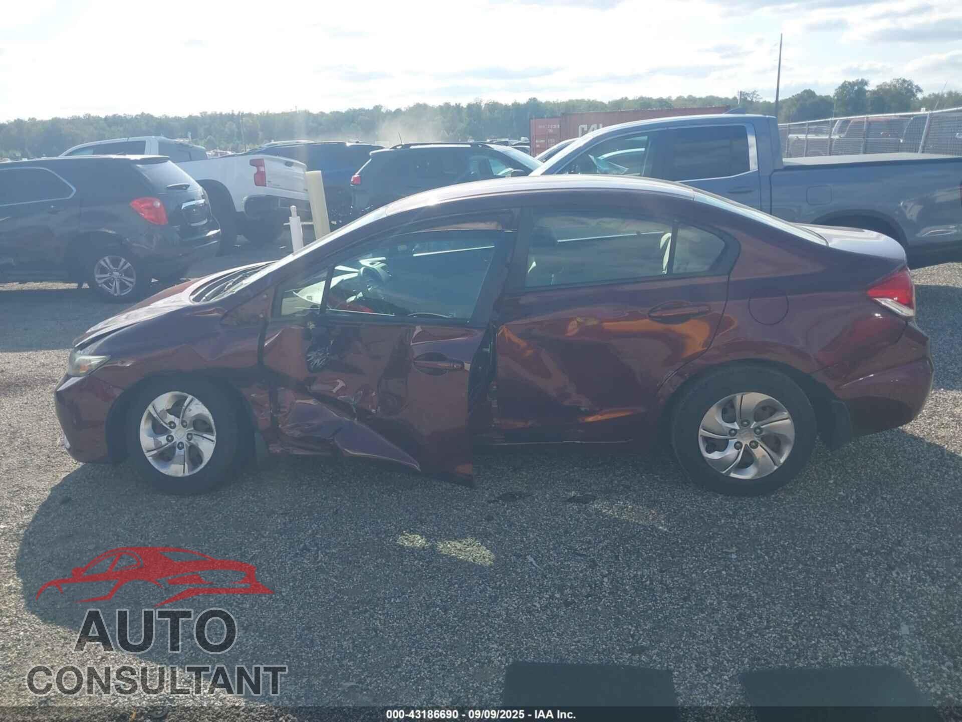 HONDA CIVIC 2013 - 19XFB2E55DE034341