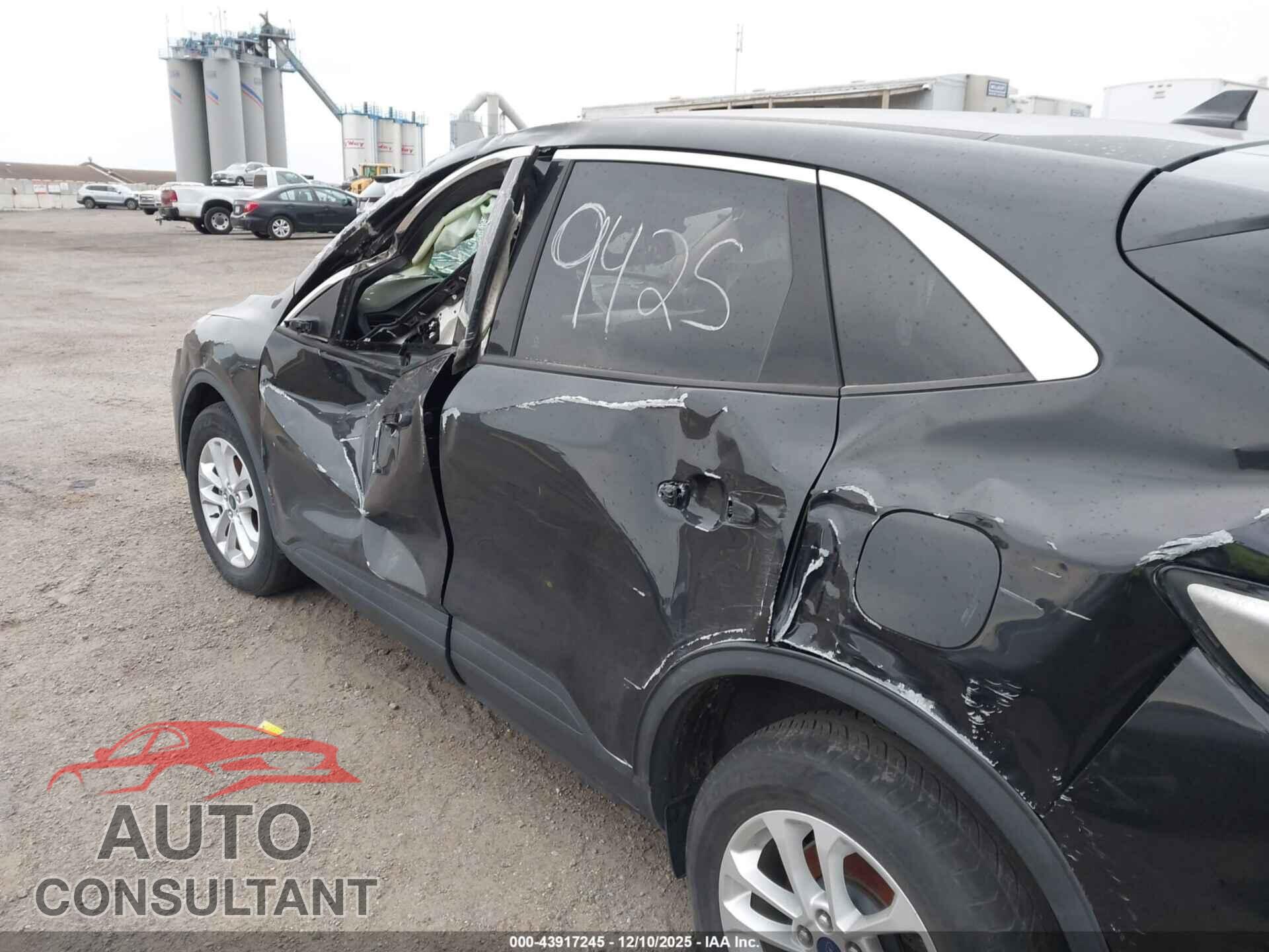 FORD ESCAPE 2020 - 1FMCU9G68LUA65624