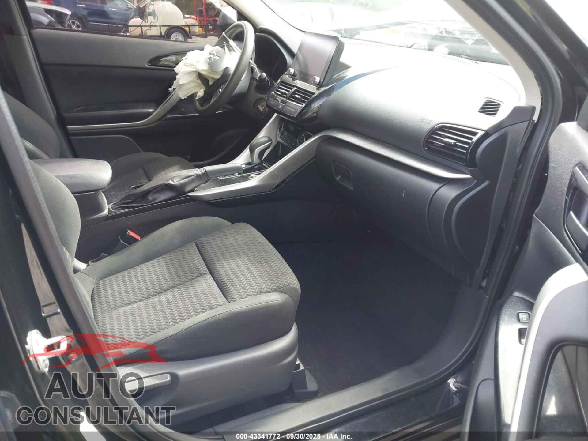 MITSUBISHI ECLIPSE CROSS 2023 - JA4ATVAA2PZ006043