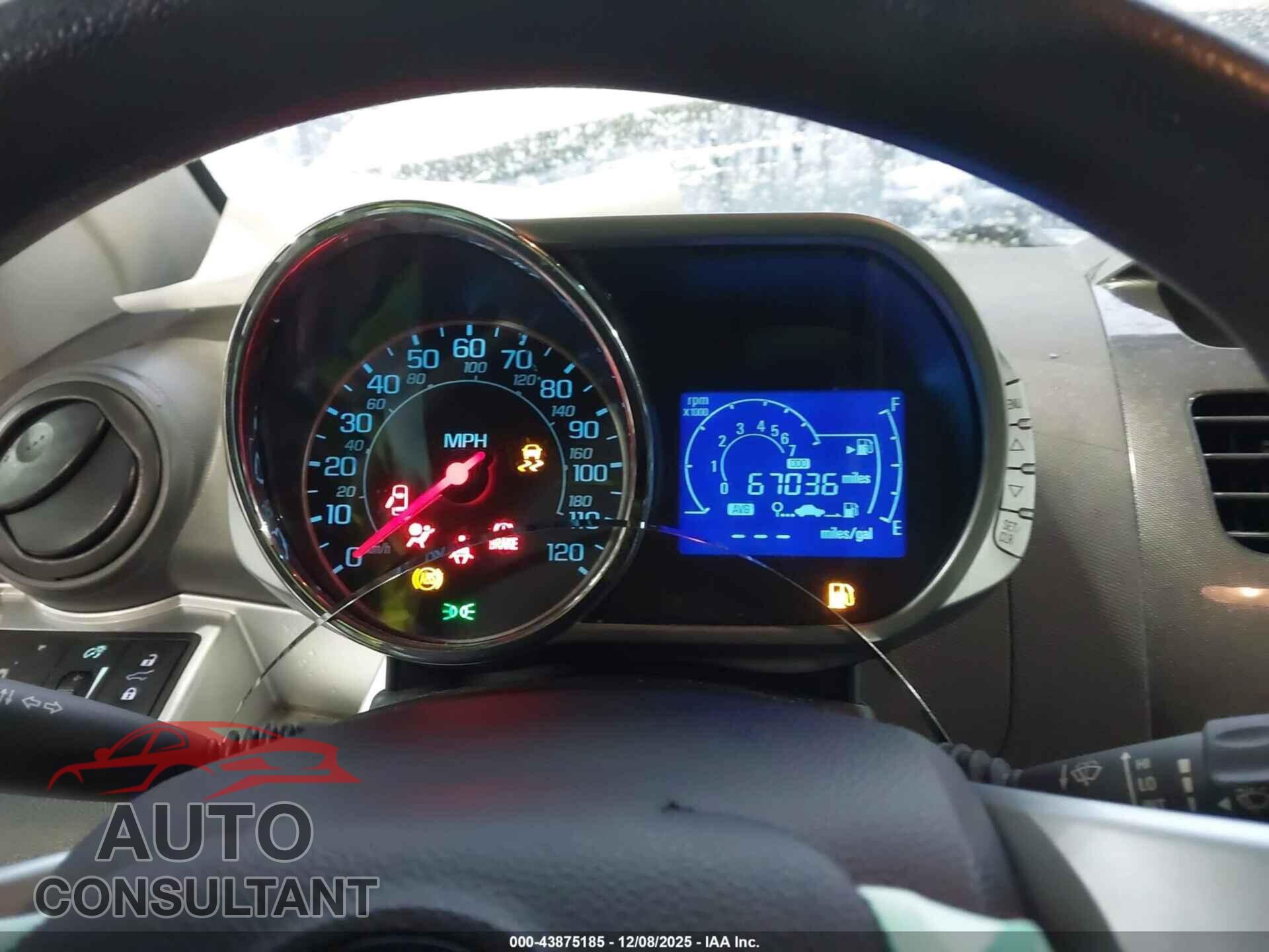 CHEVROLET SPARK 2015 - KL8CA6S90FC739099