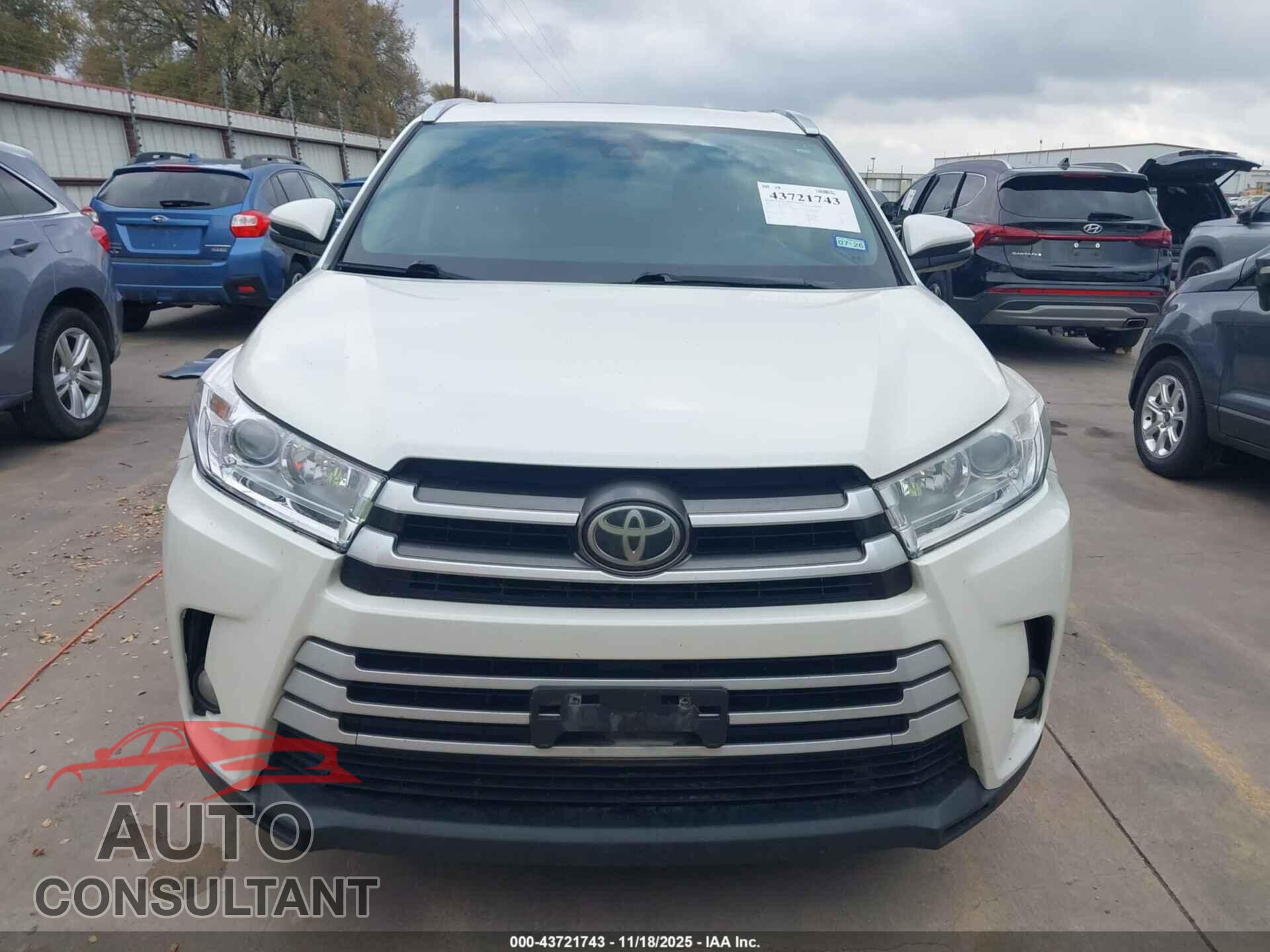 TOYOTA HIGHLANDER 2017 - 5TDKZRFH6HS514198