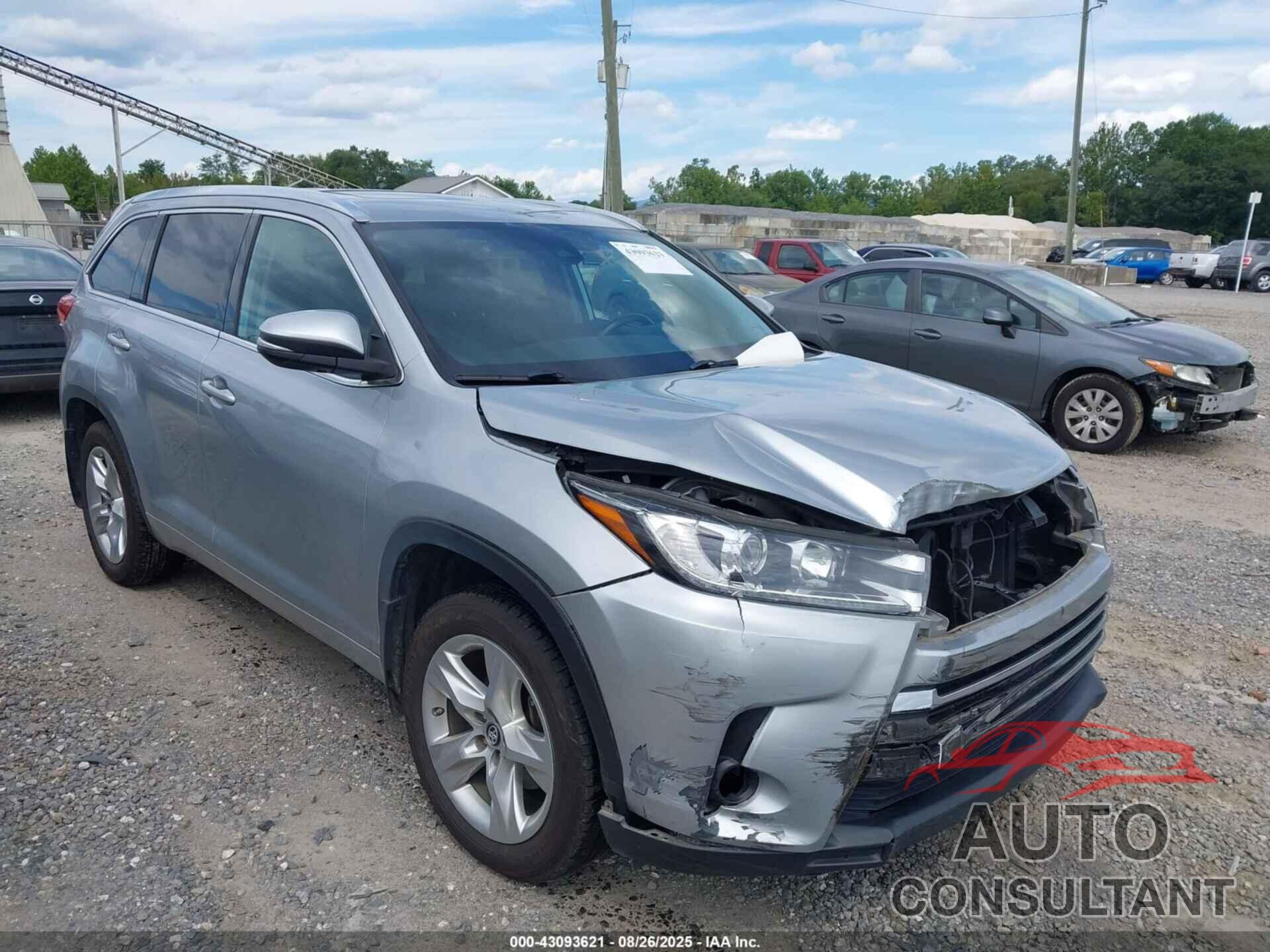TOYOTA HIGHLANDER 2018 - 5TDDZRFH7JS497913