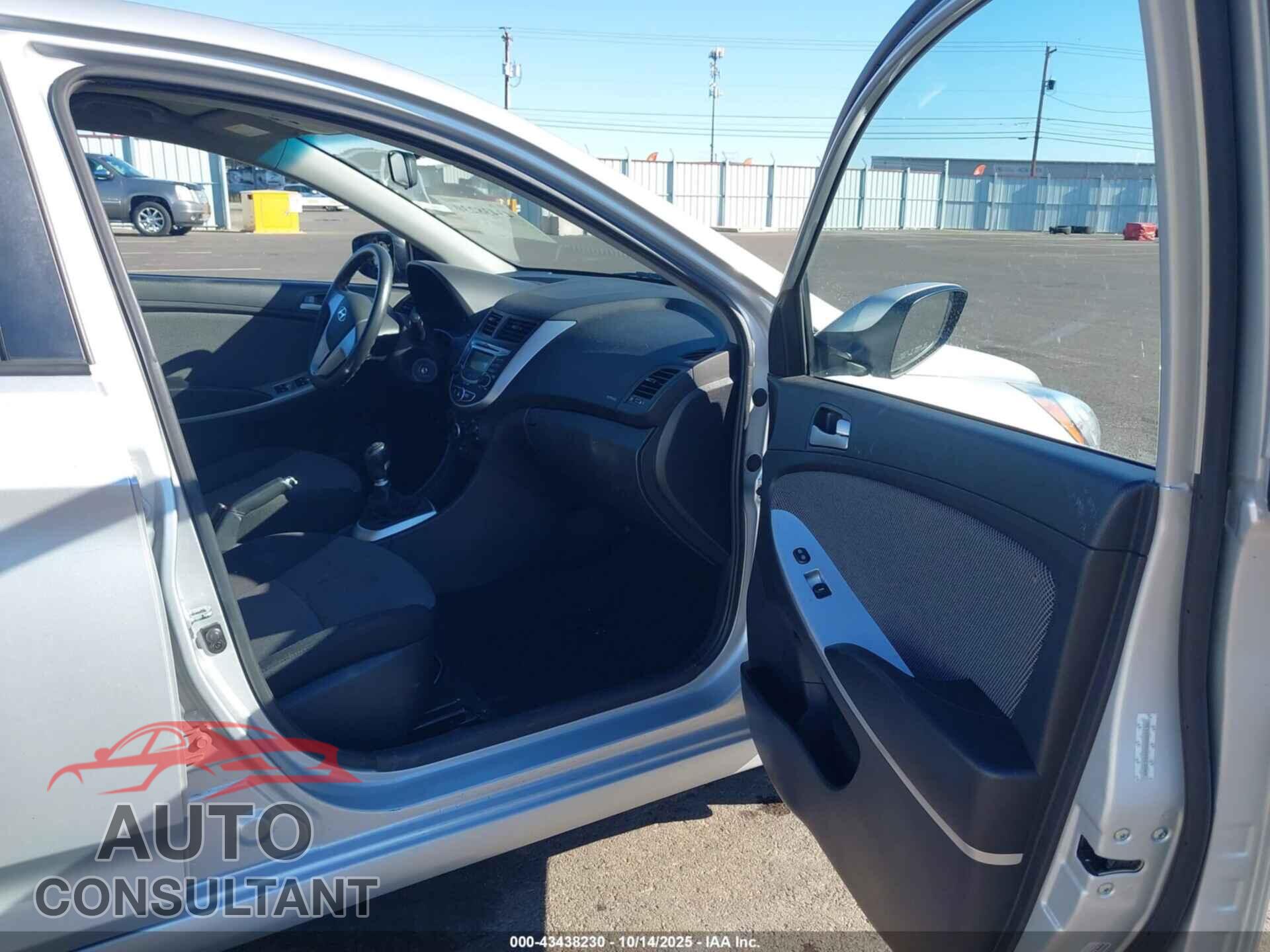 HYUNDAI ACCENT 2013 - KMHCT5AE0DU063430