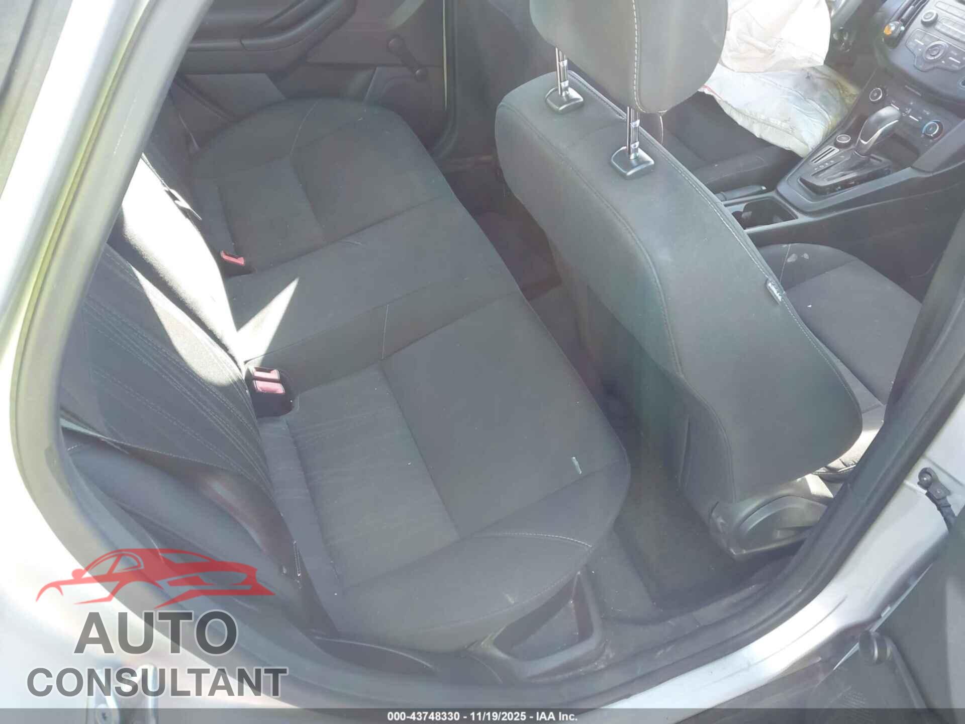 FORD FOCUS 2016 - 1FADP3E29GL389986