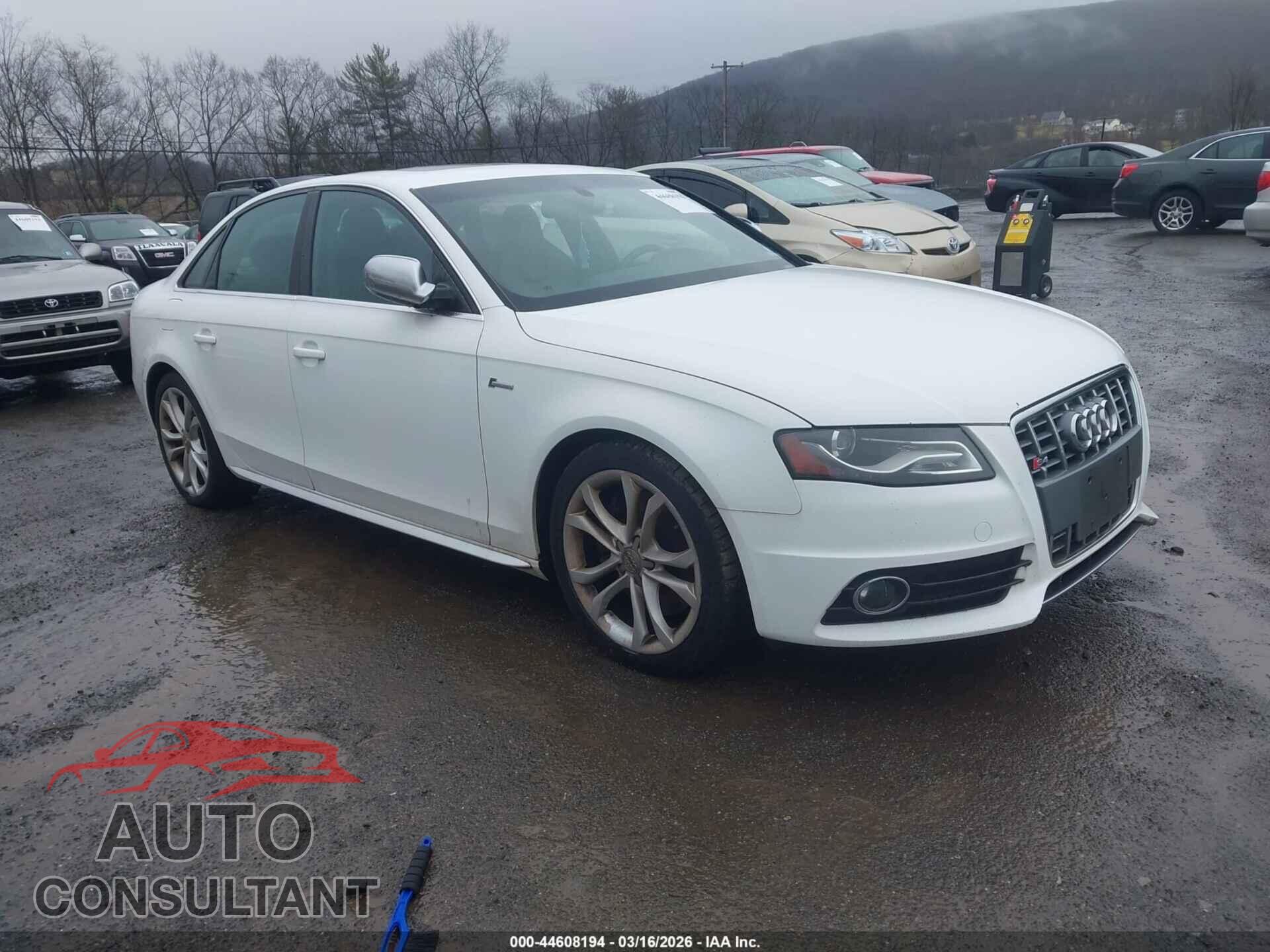 AUDI S4 2011 - WAUBGBFL2BA092577