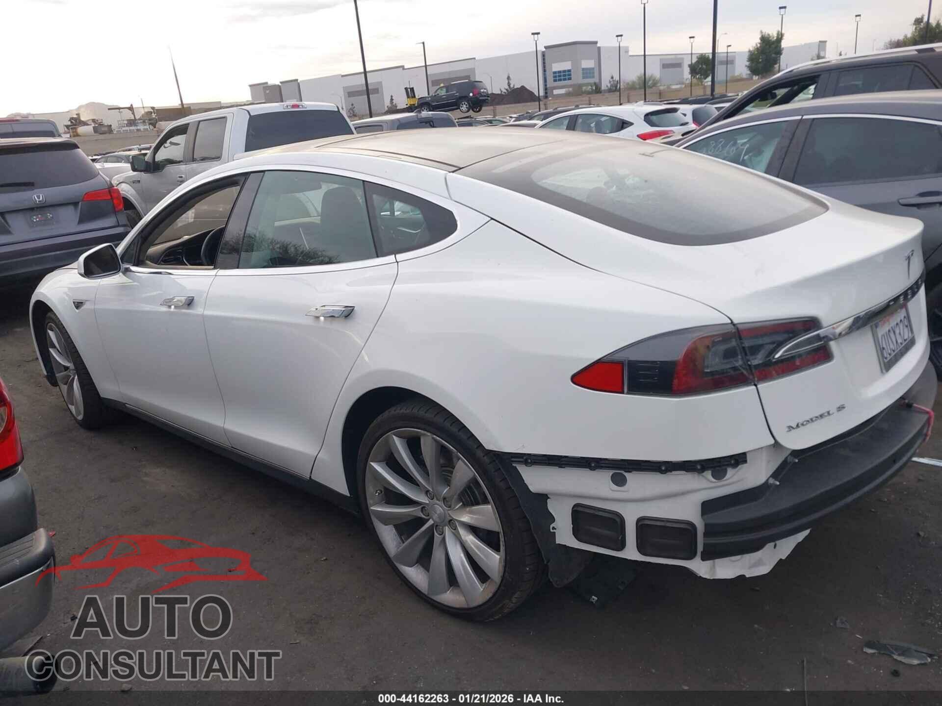 TESLA MODEL S 2012 - 5YJSA1DP0CFS00675